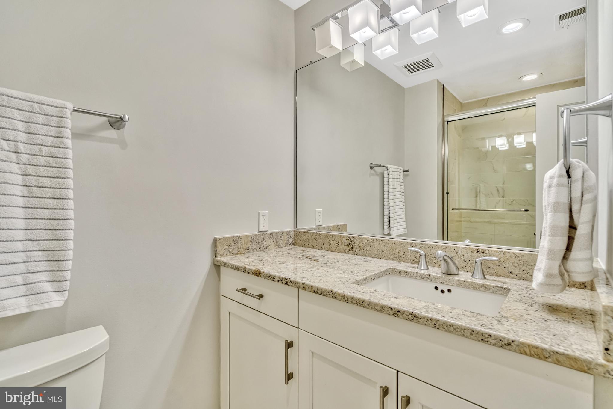 11577 GREENWICH POINT ROAD