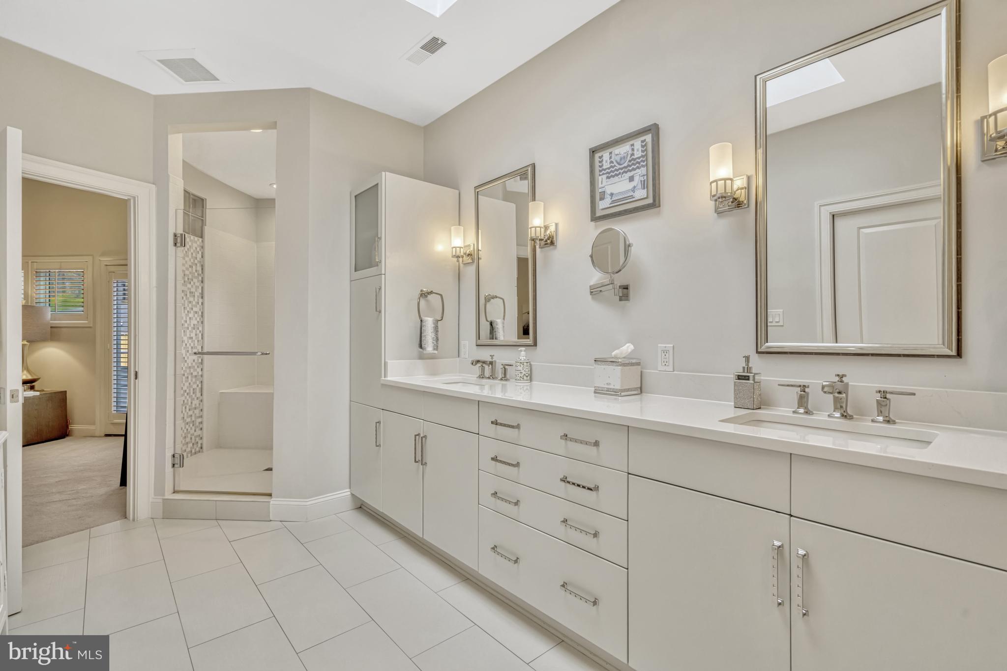 11577 GREENWICH POINT ROAD