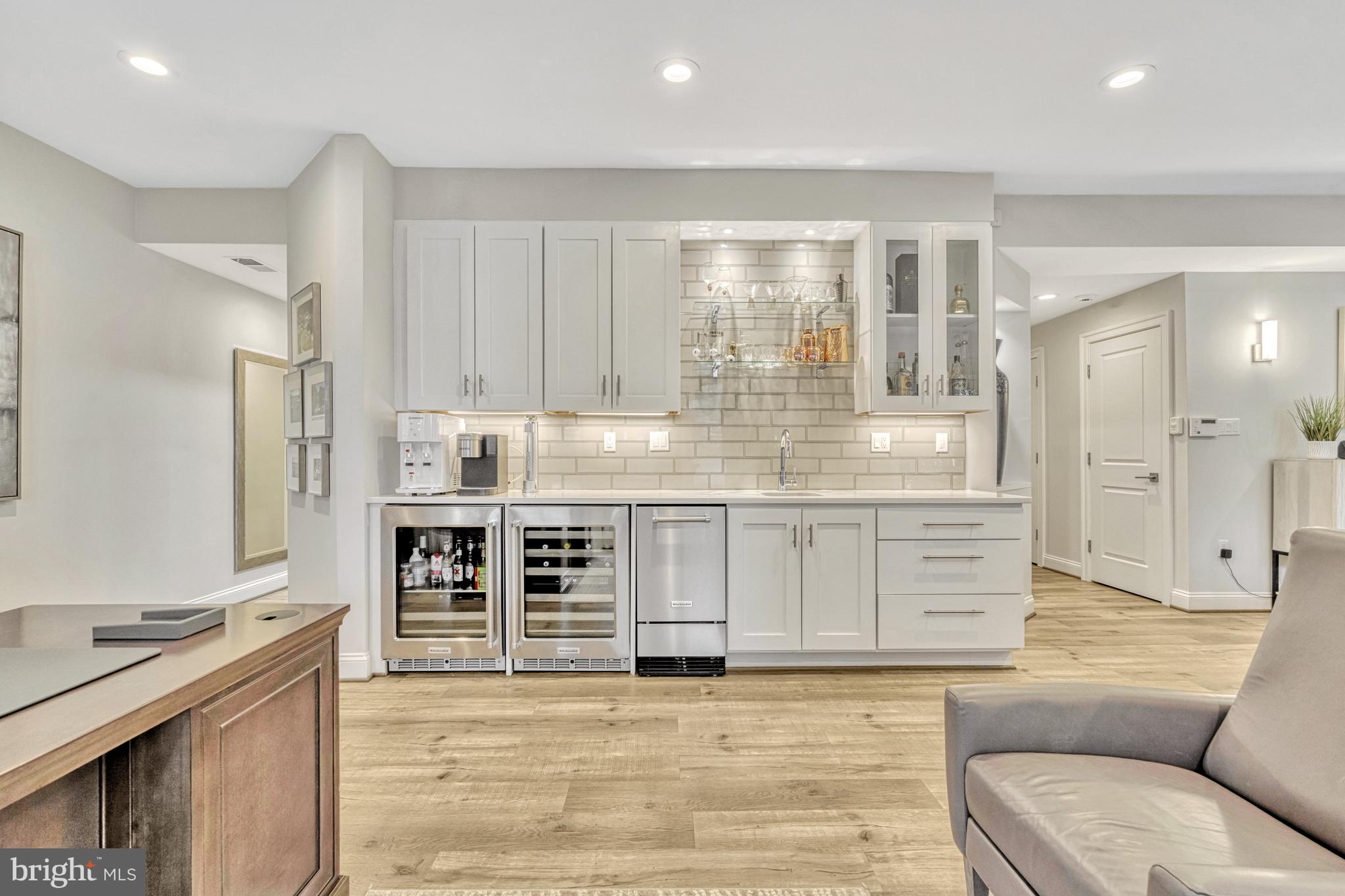 11577 GREENWICH POINT ROAD