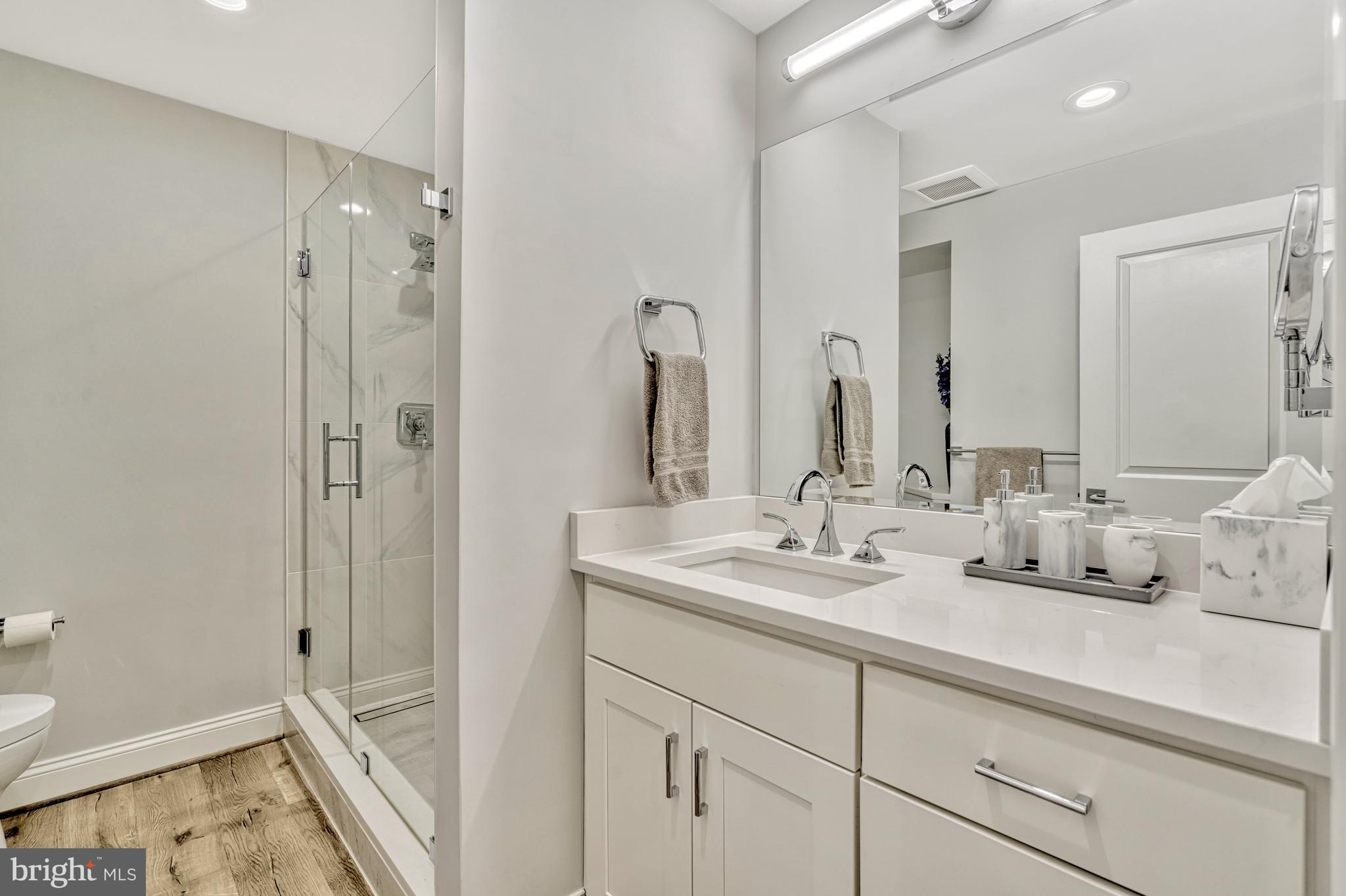 11577 GREENWICH POINT ROAD