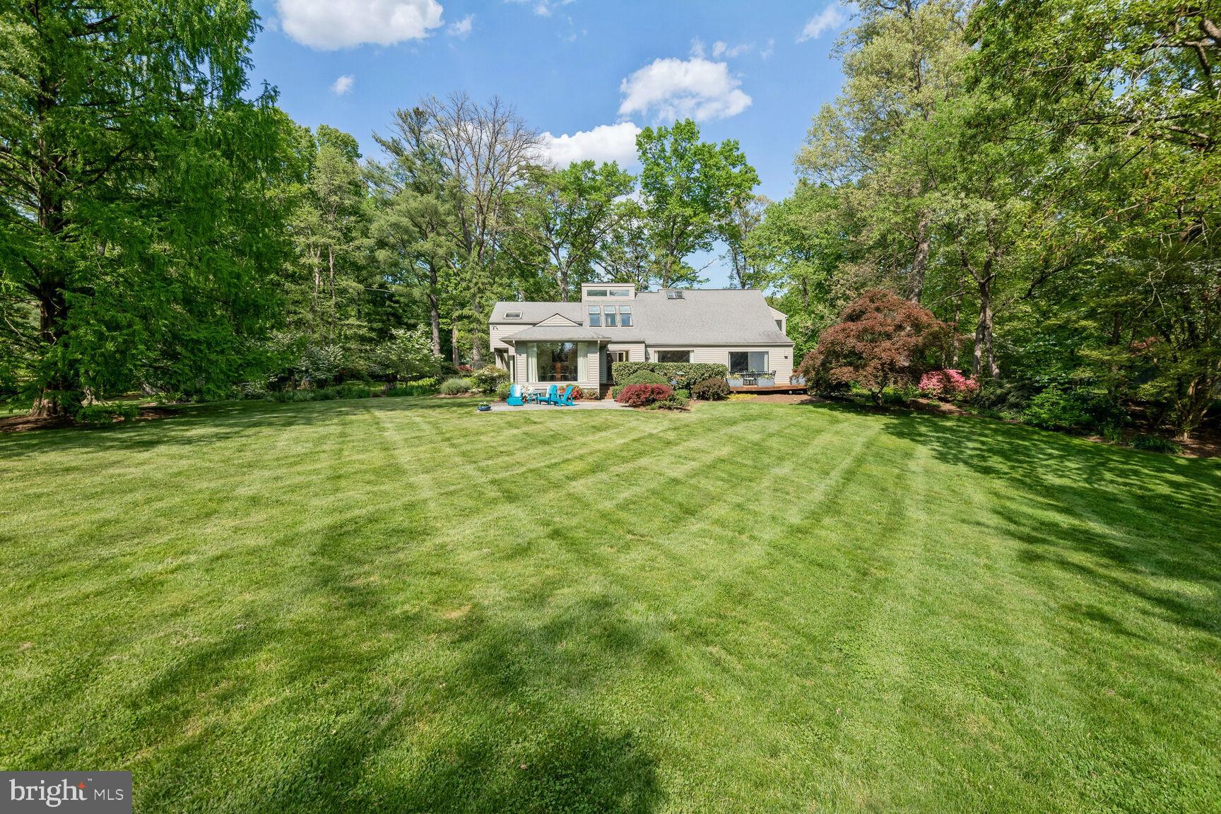 808 CROOKED CROW LANE