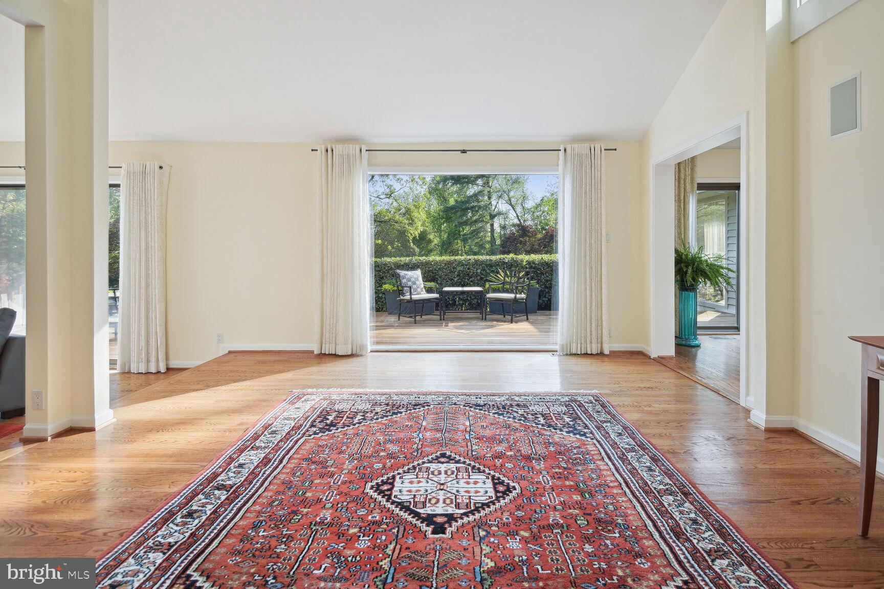 808 CROOKED CROW LANE