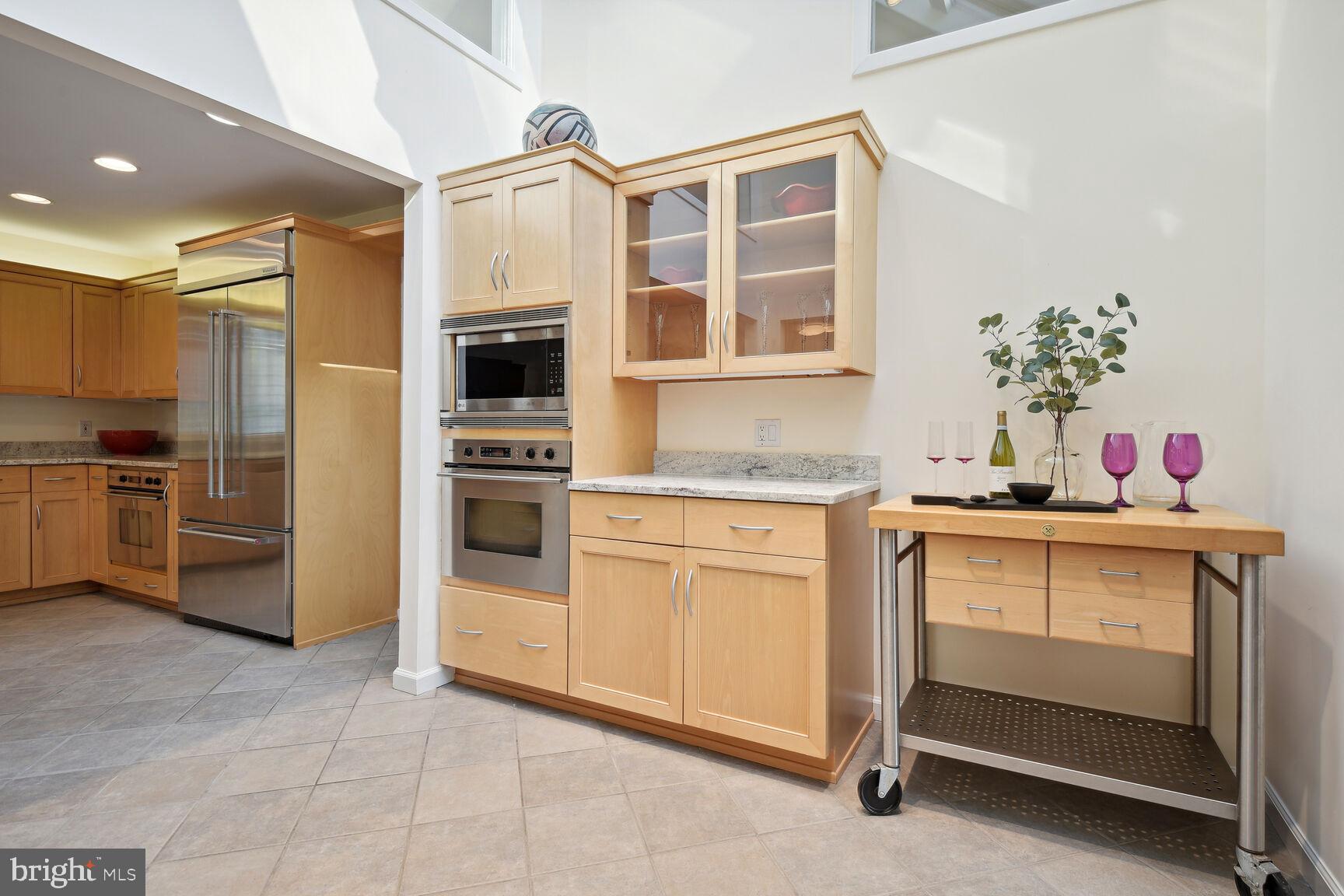 808 CROOKED CROW LANE