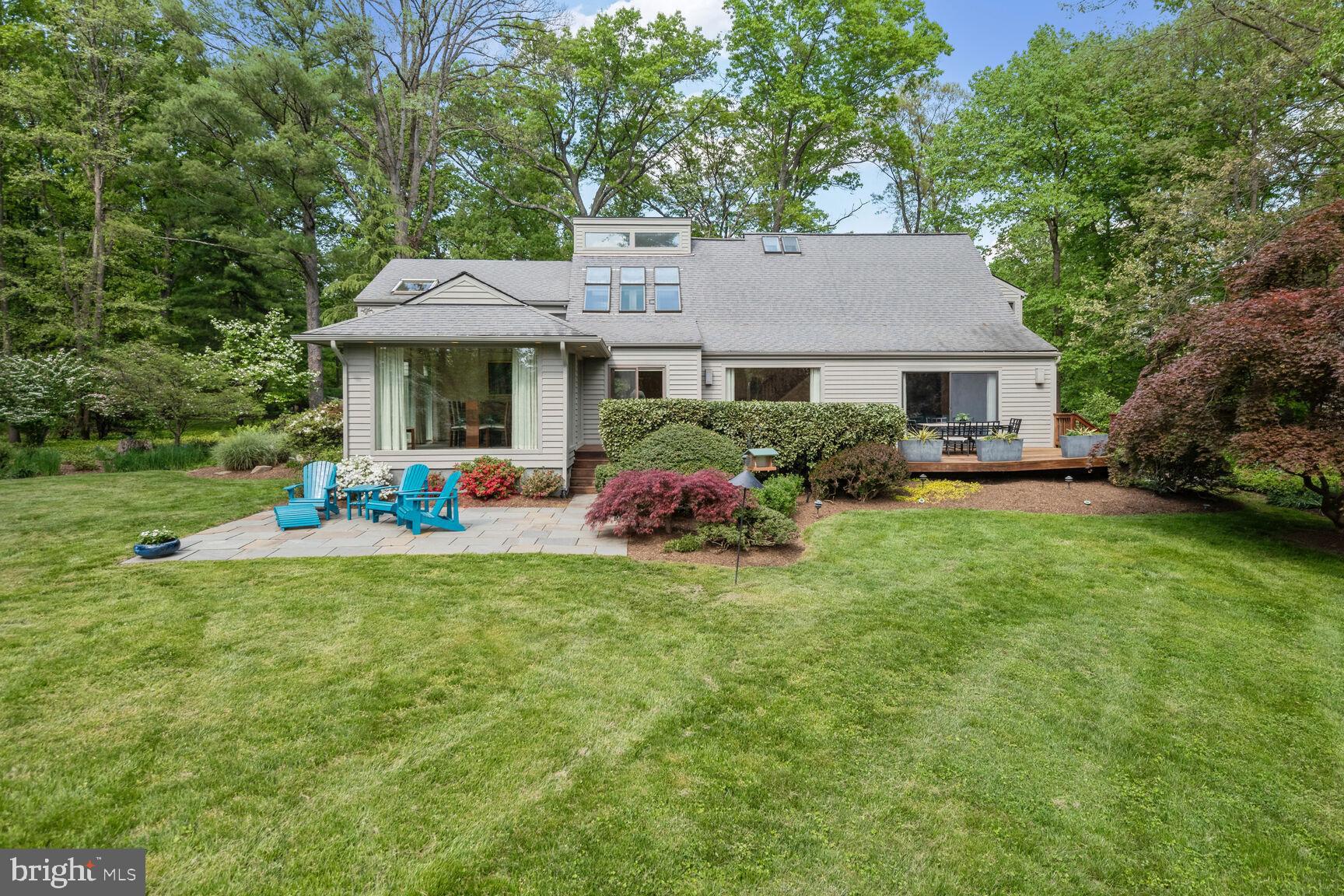 808 CROOKED CROW LANE