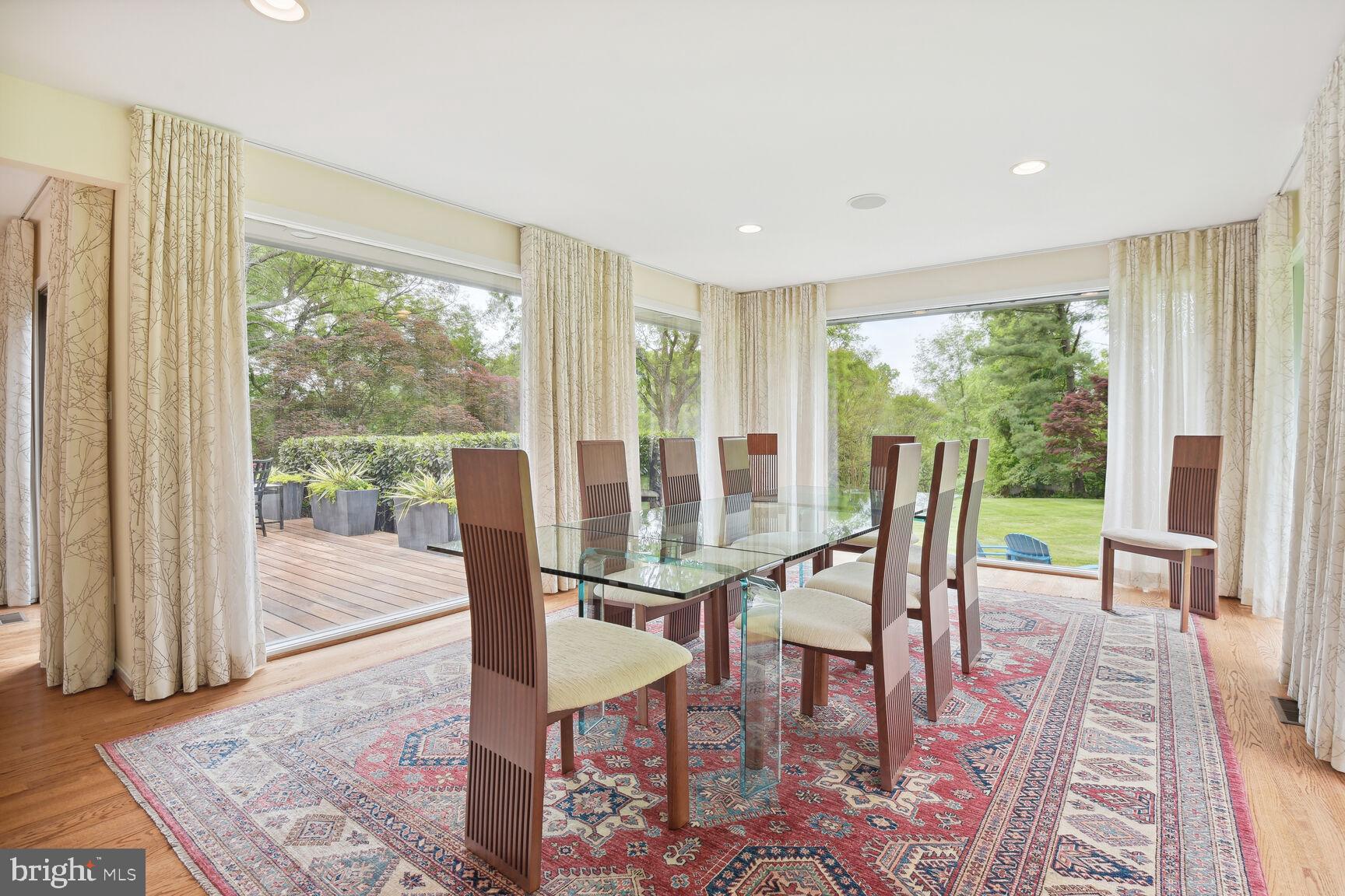 808 CROOKED CROW LANE