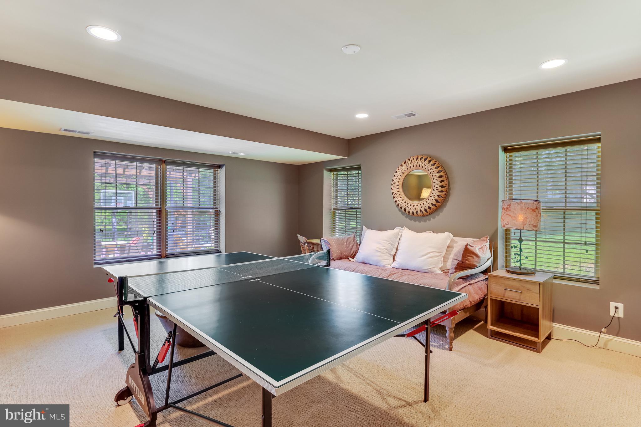 10402 VAN PATTEN LANE