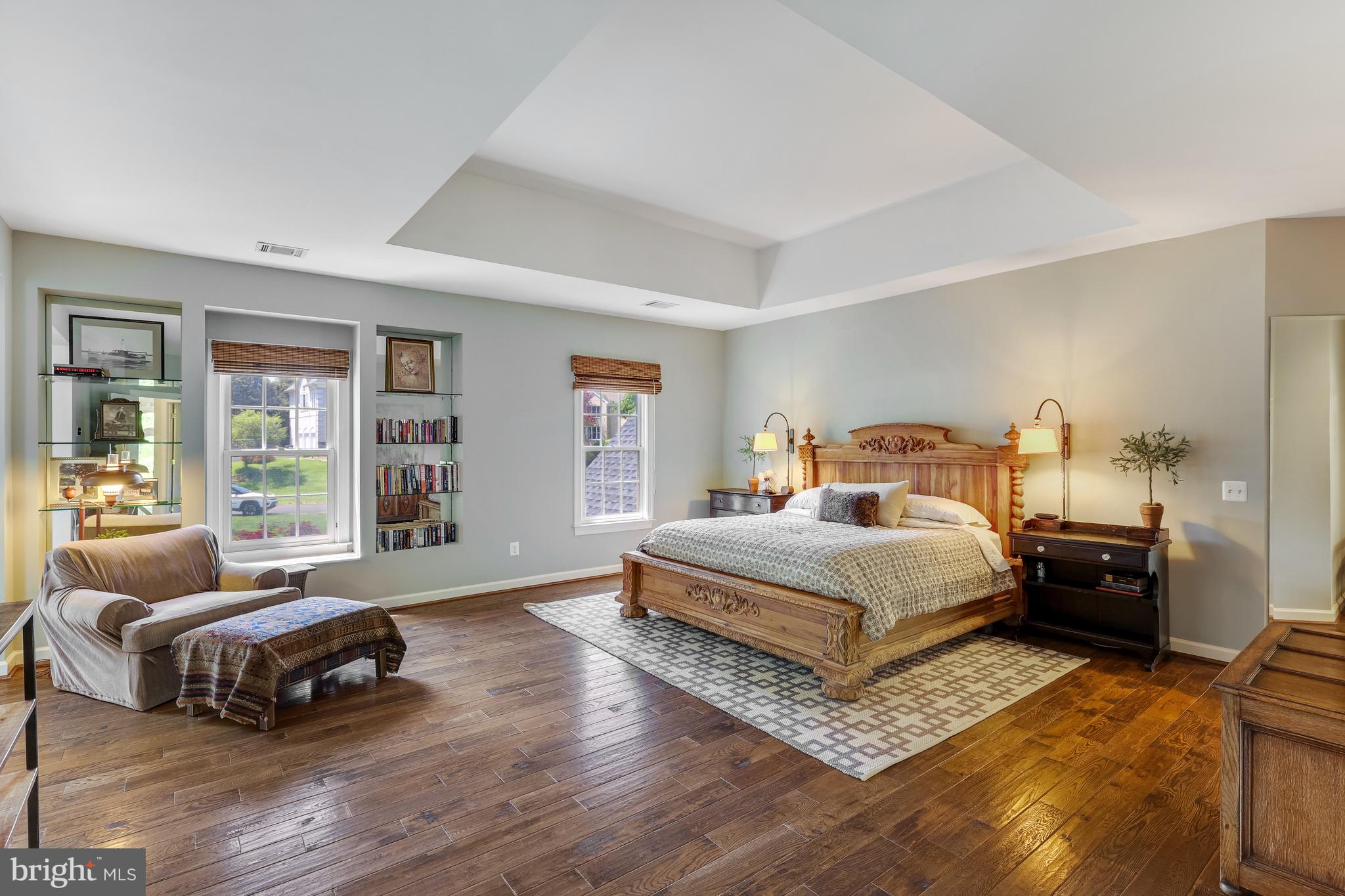 10402 VAN PATTEN LANE