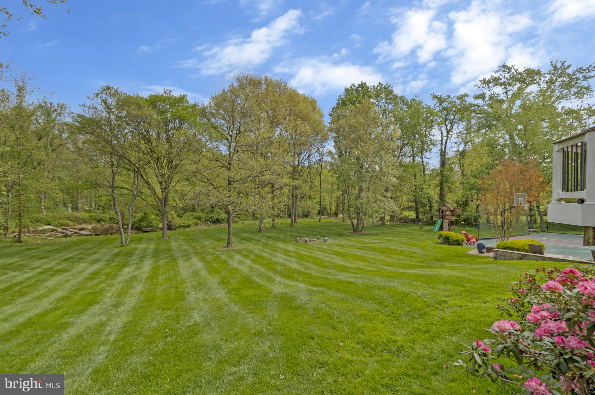 10402 VAN PATTEN LANE