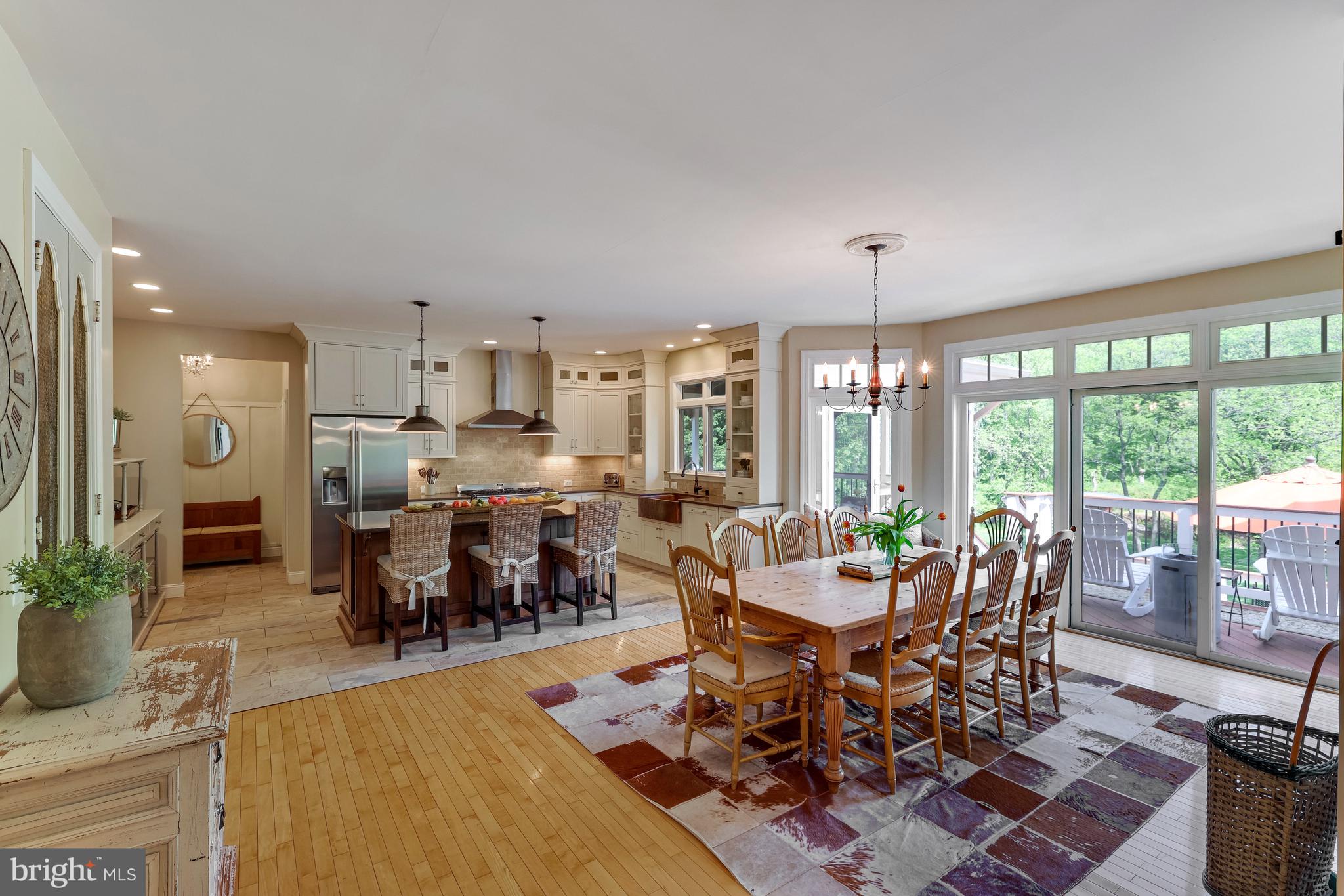 10402 VAN PATTEN LANE