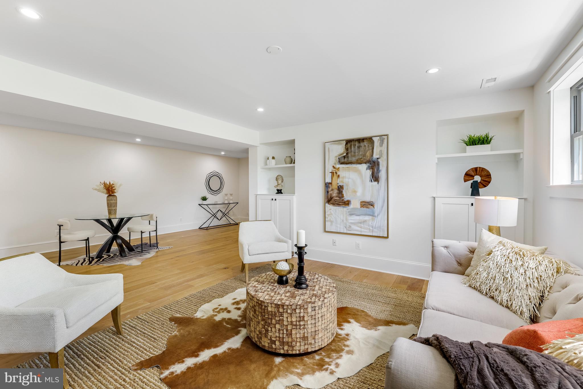 844 CONSTELLATION DRIVE