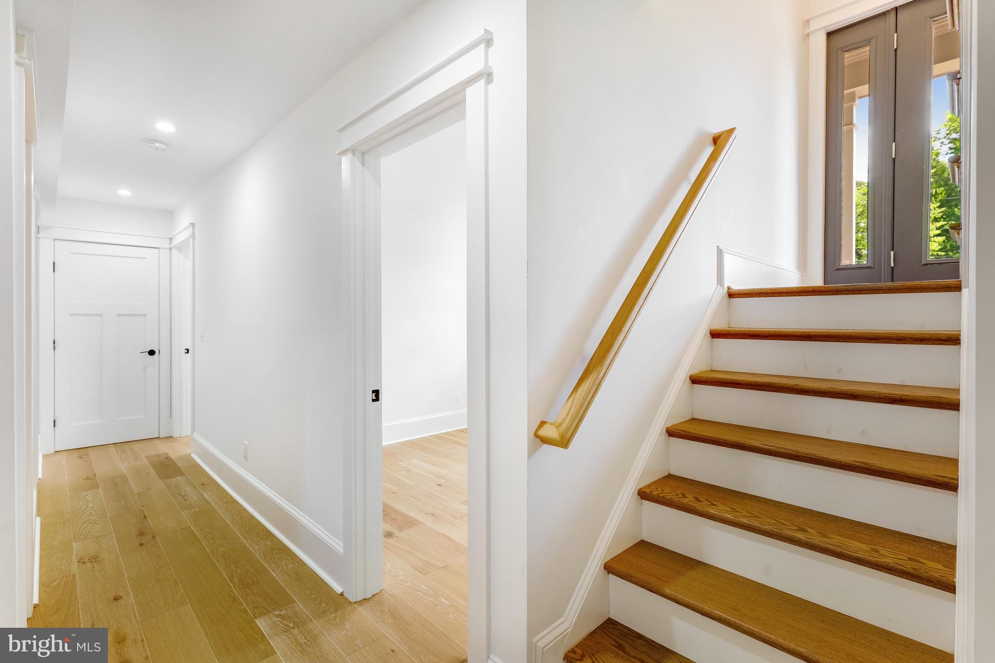 844 CONSTELLATION DRIVE