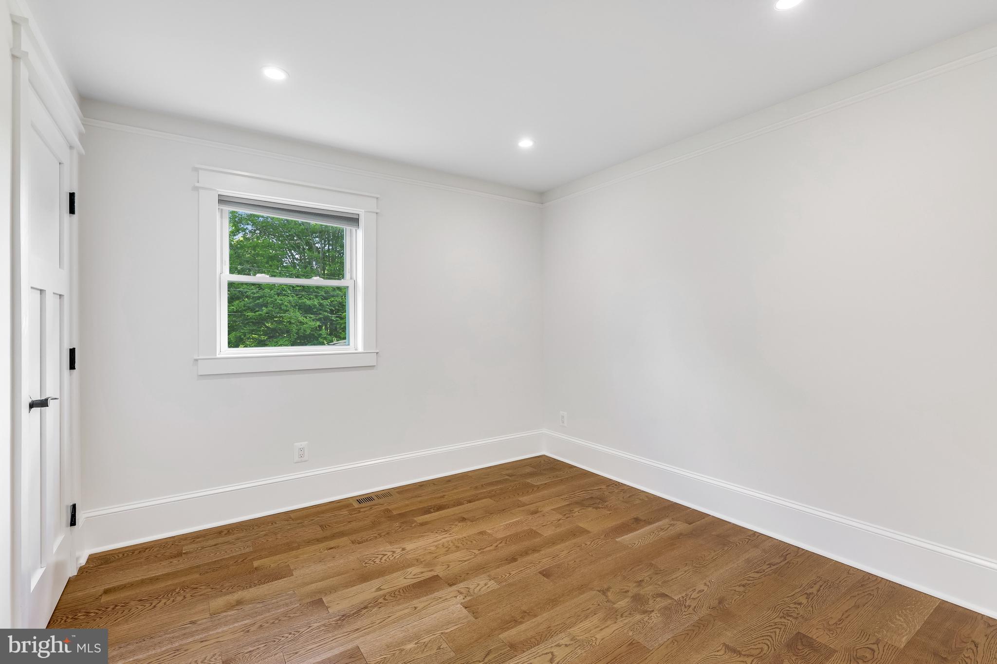 844 CONSTELLATION DRIVE