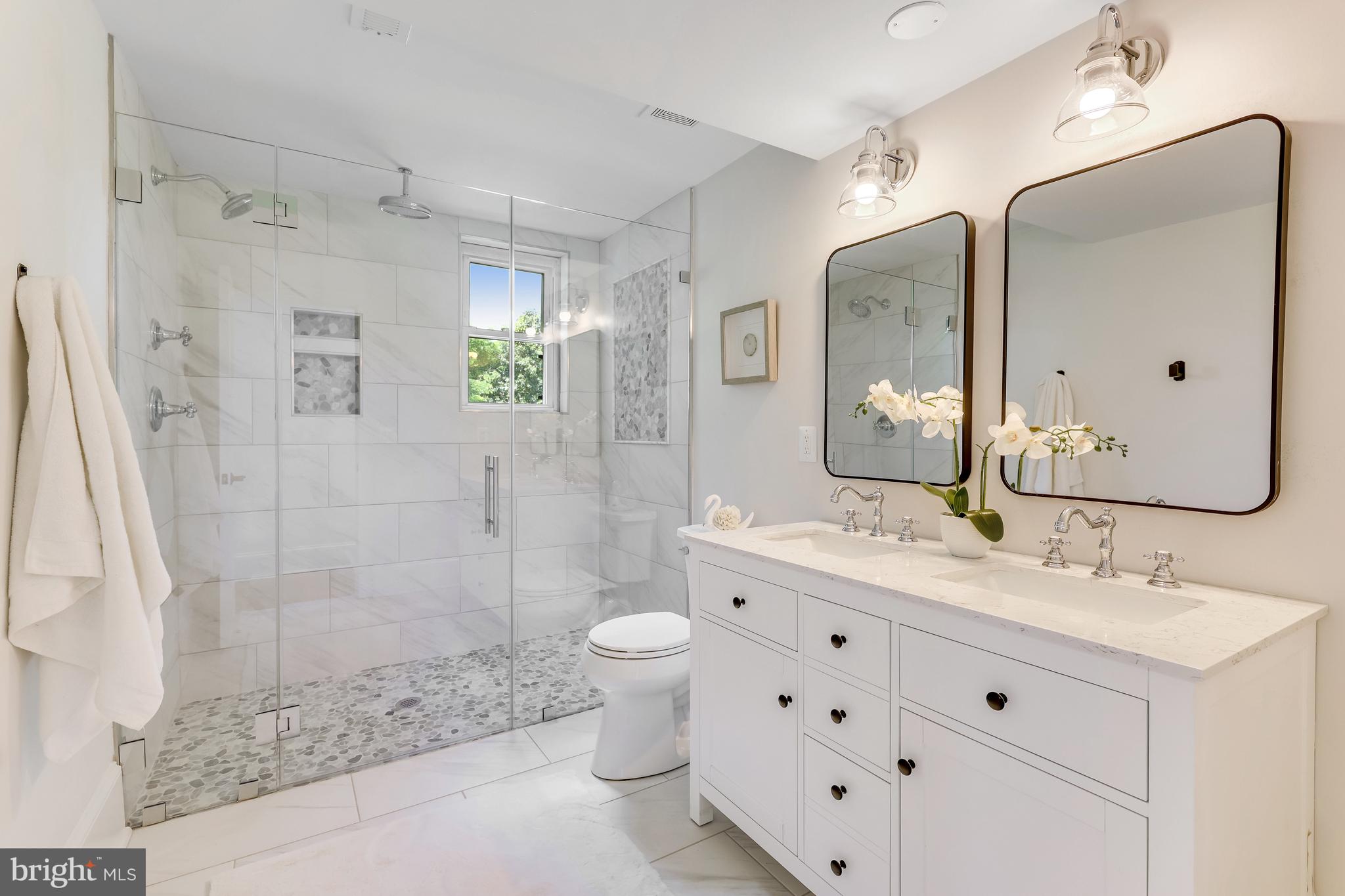 844 CONSTELLATION DRIVE