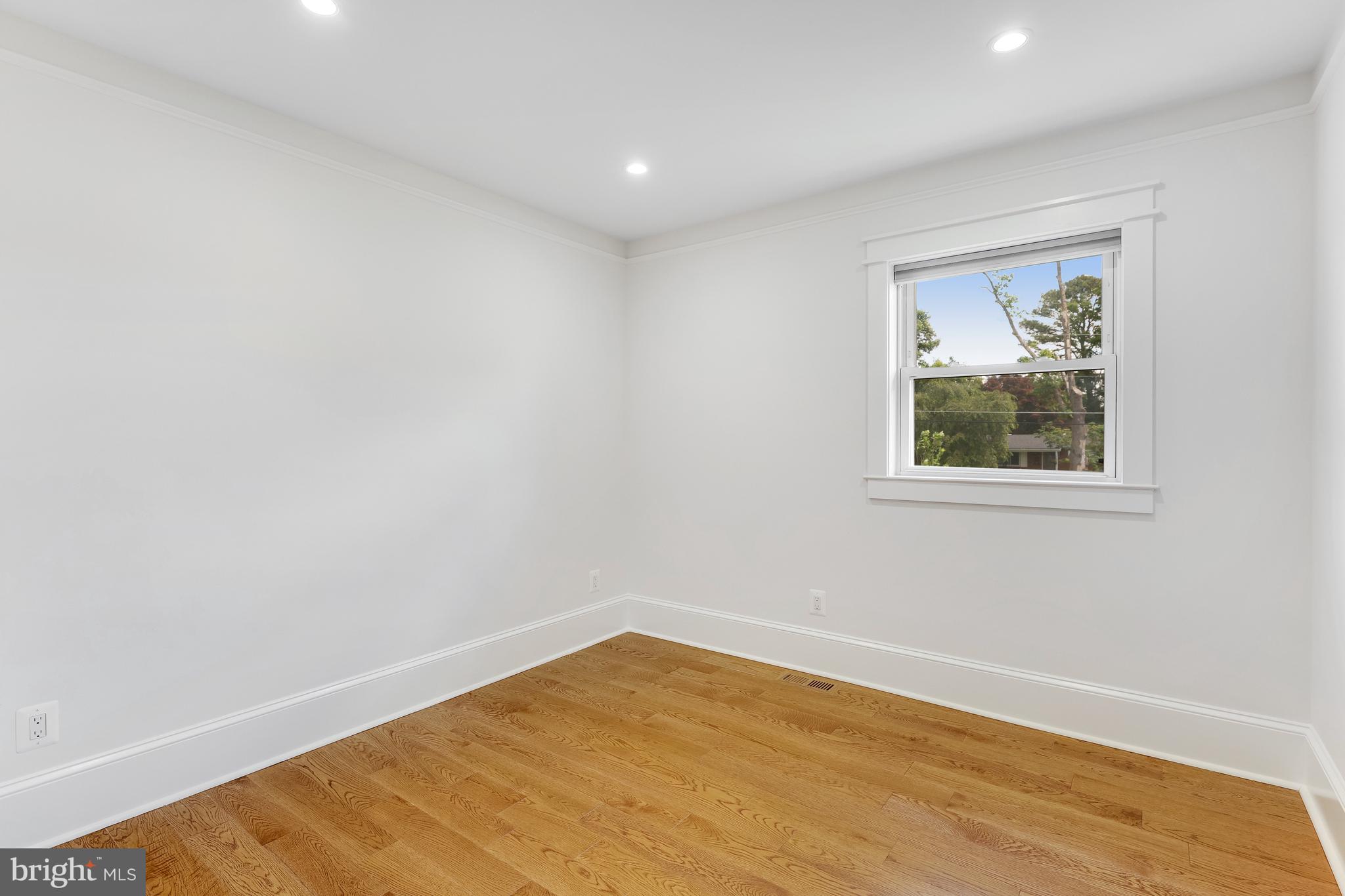 844 CONSTELLATION DRIVE