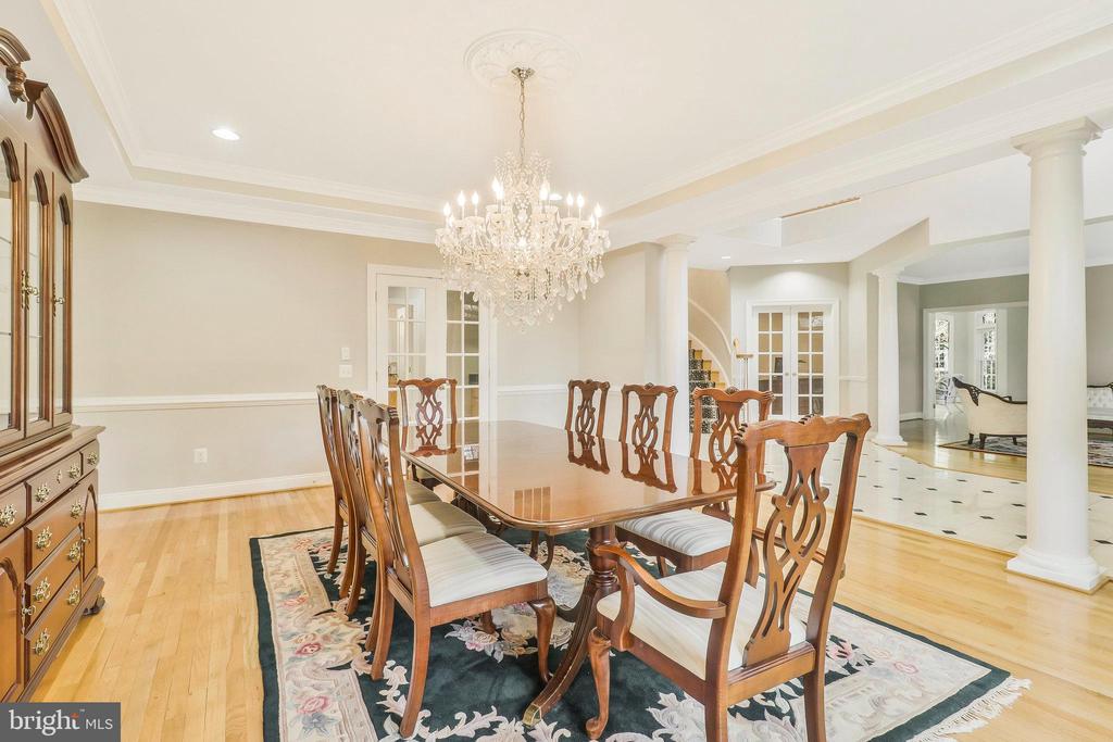 10403 VAN PATTEN LANE