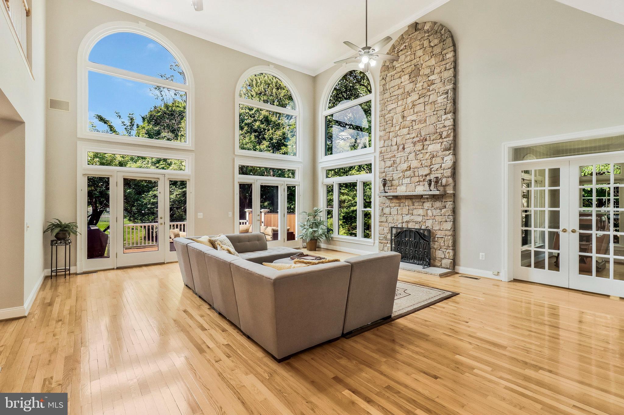 10403 VAN PATTEN LANE