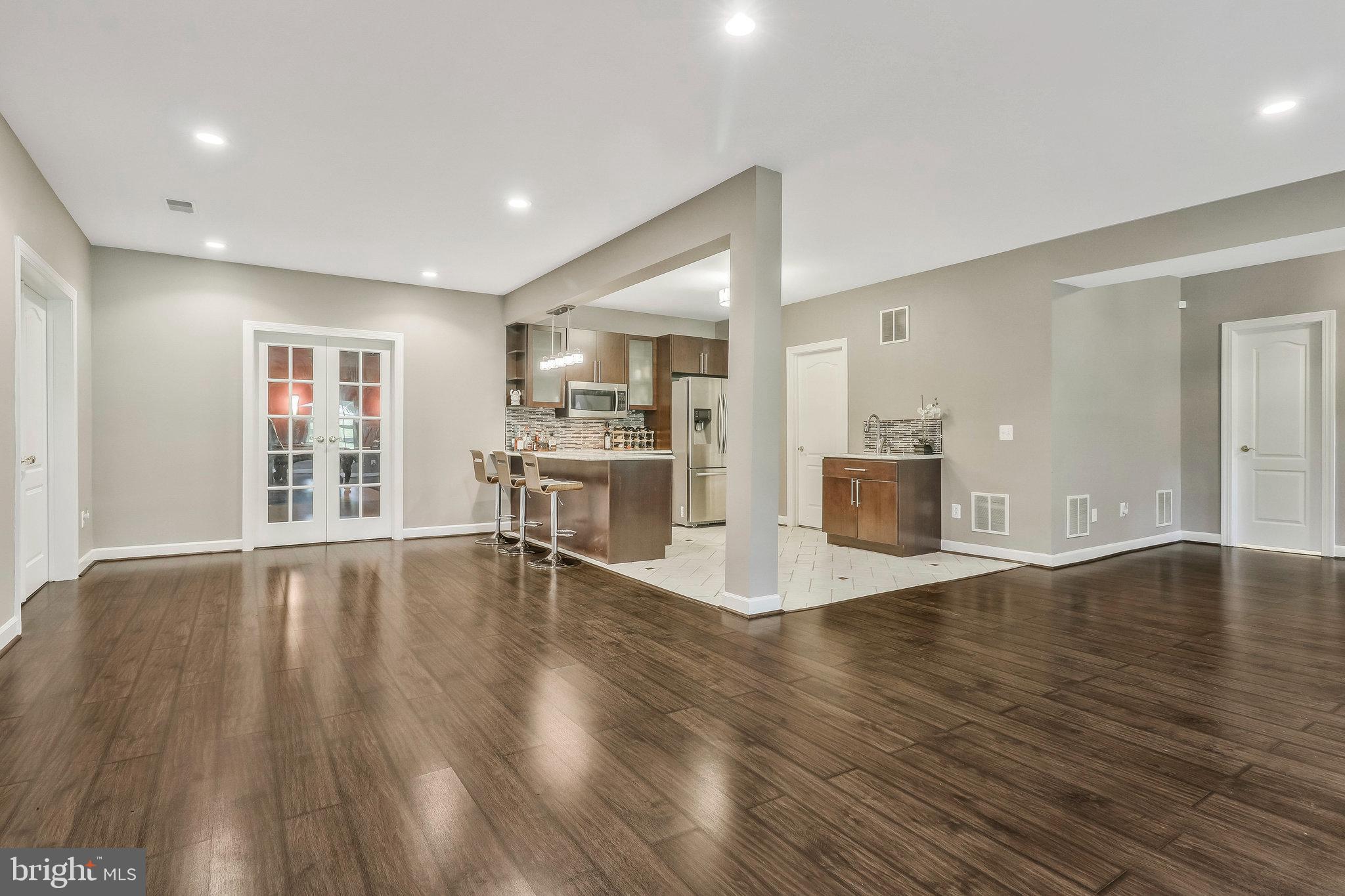 10403 VAN PATTEN LANE