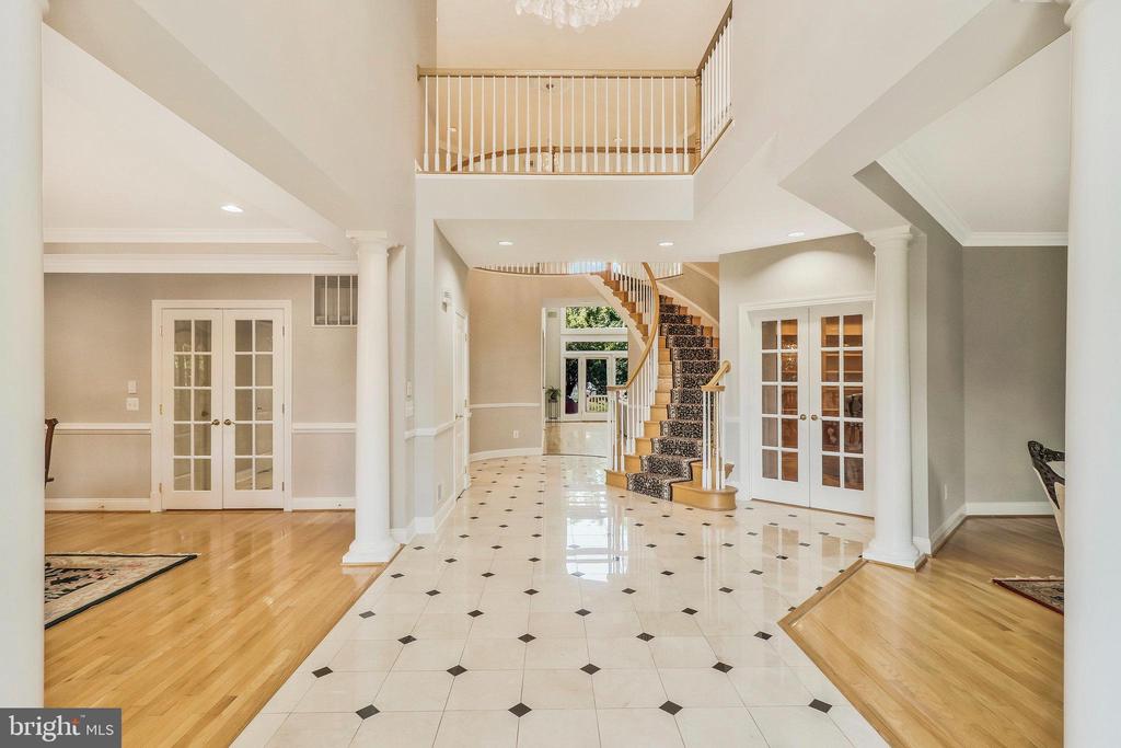 10403 VAN PATTEN LANE