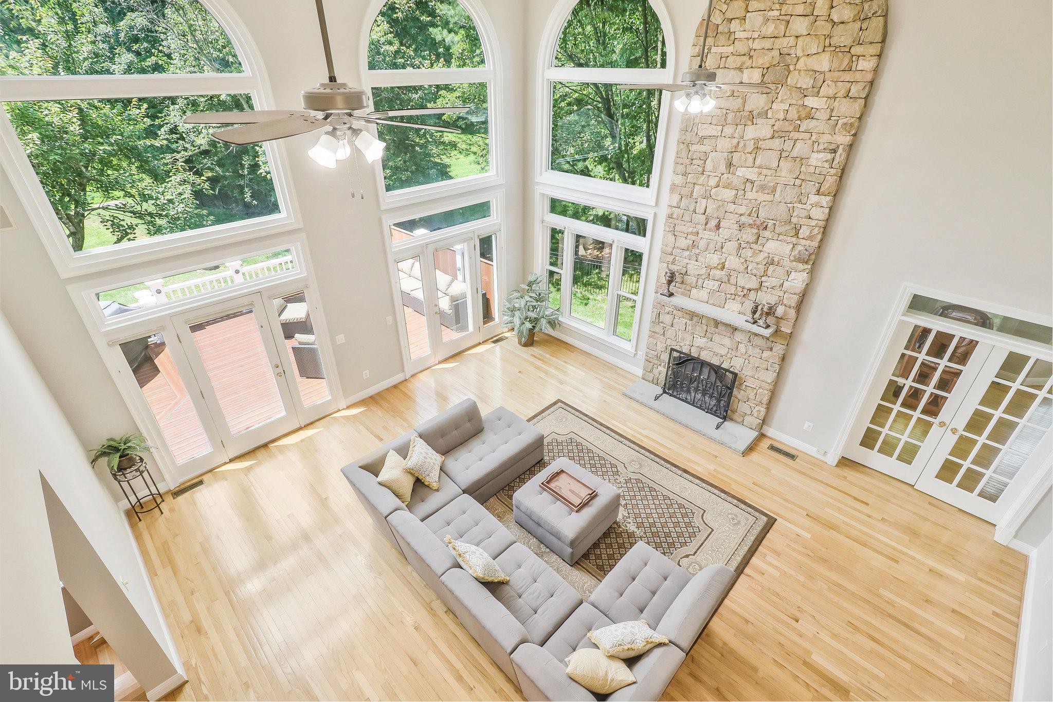 10403 VAN PATTEN LANE