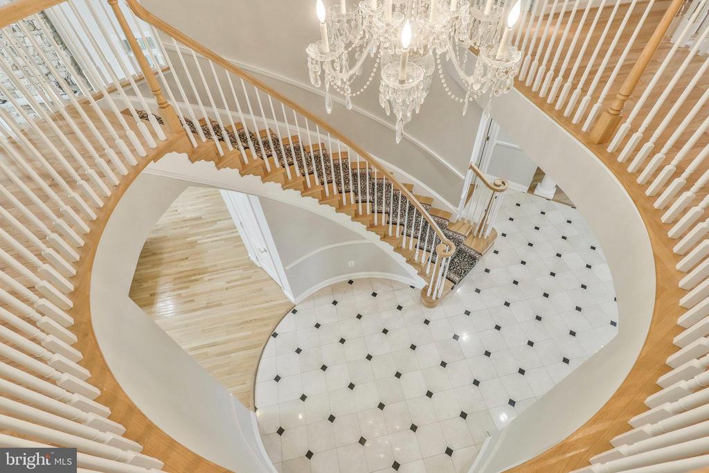 10403 VAN PATTEN LANE