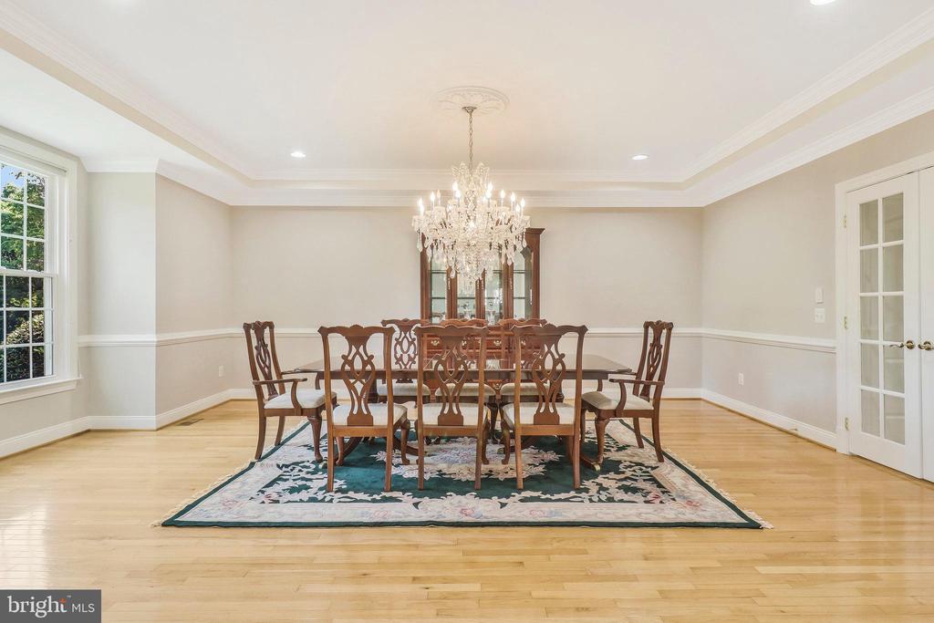 10403 VAN PATTEN LANE