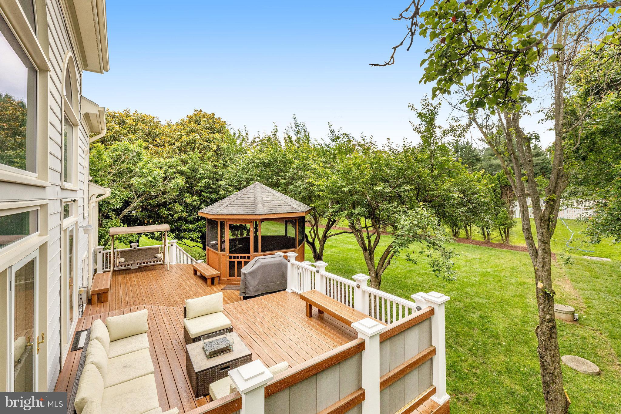 10403 VAN PATTEN LANE