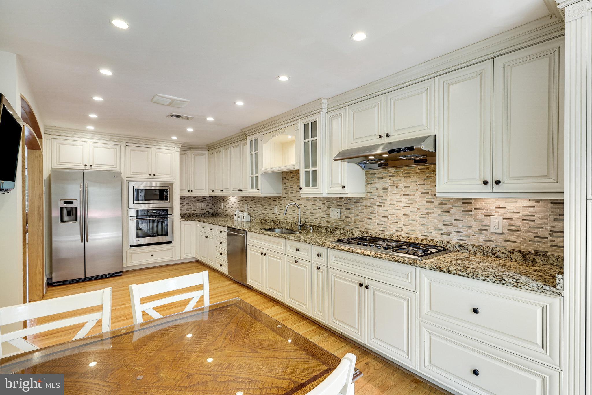 816 CONSTELLATION DRIVE