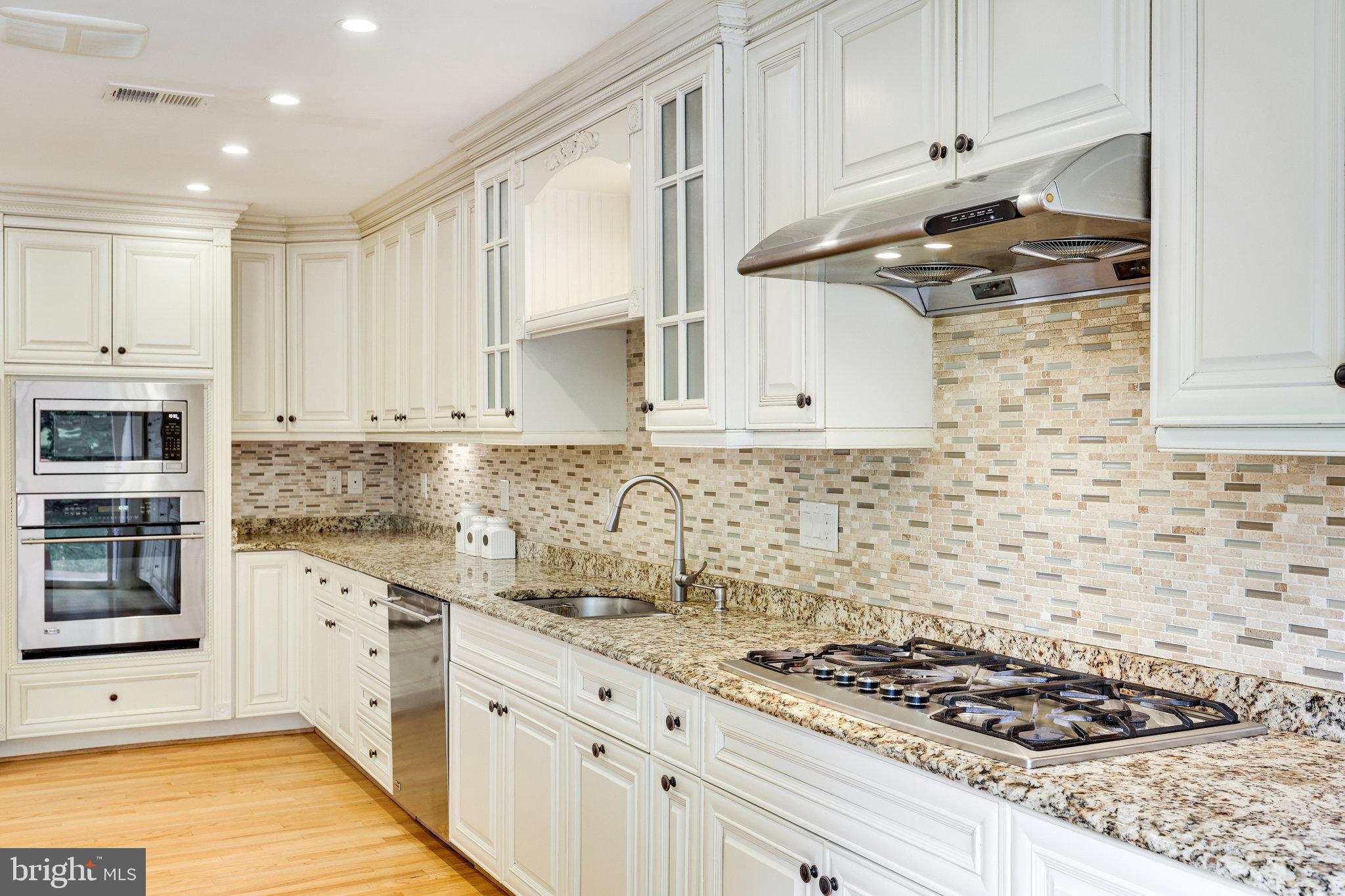 816 CONSTELLATION DRIVE