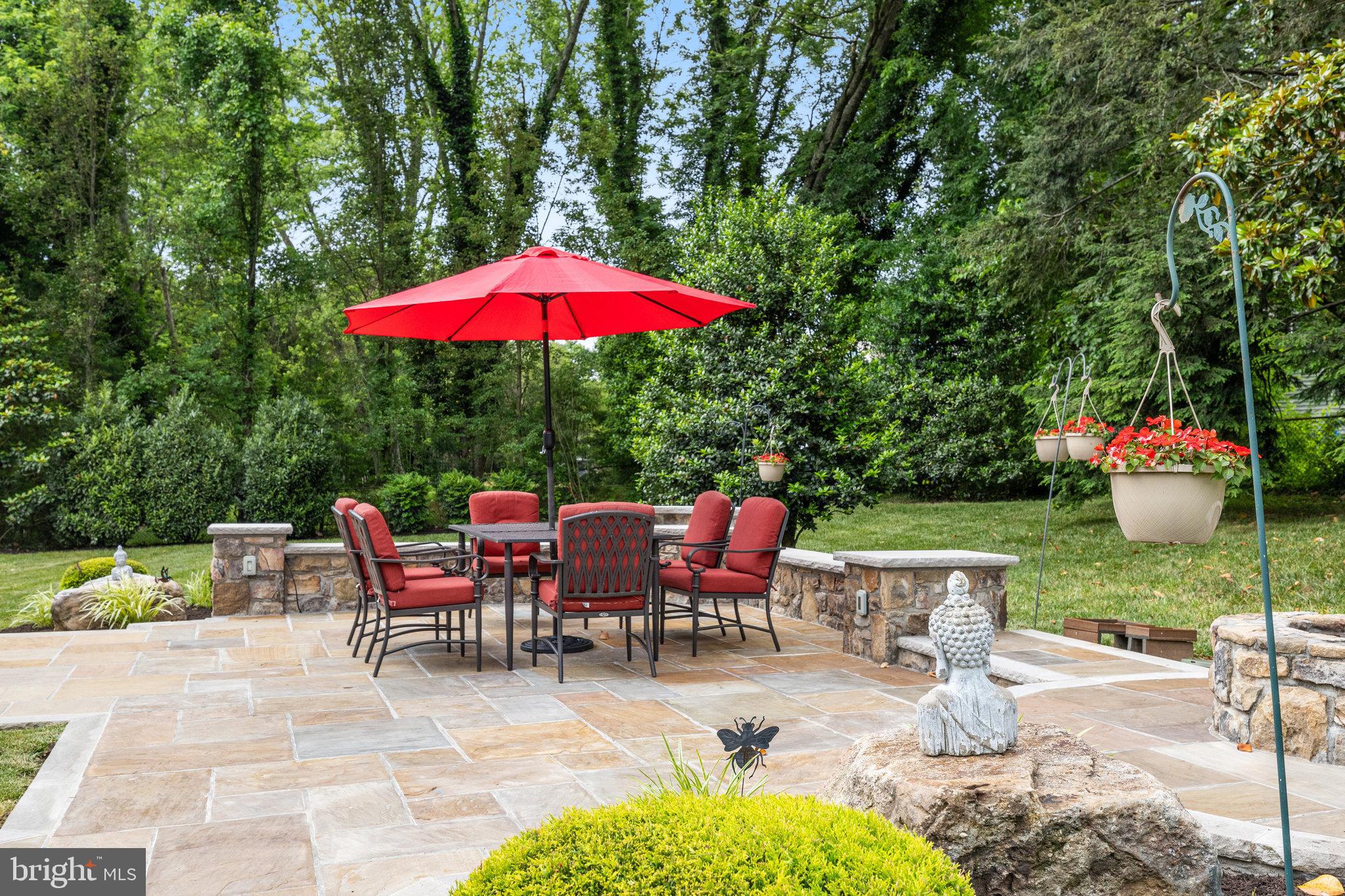 816 CONSTELLATION DRIVE