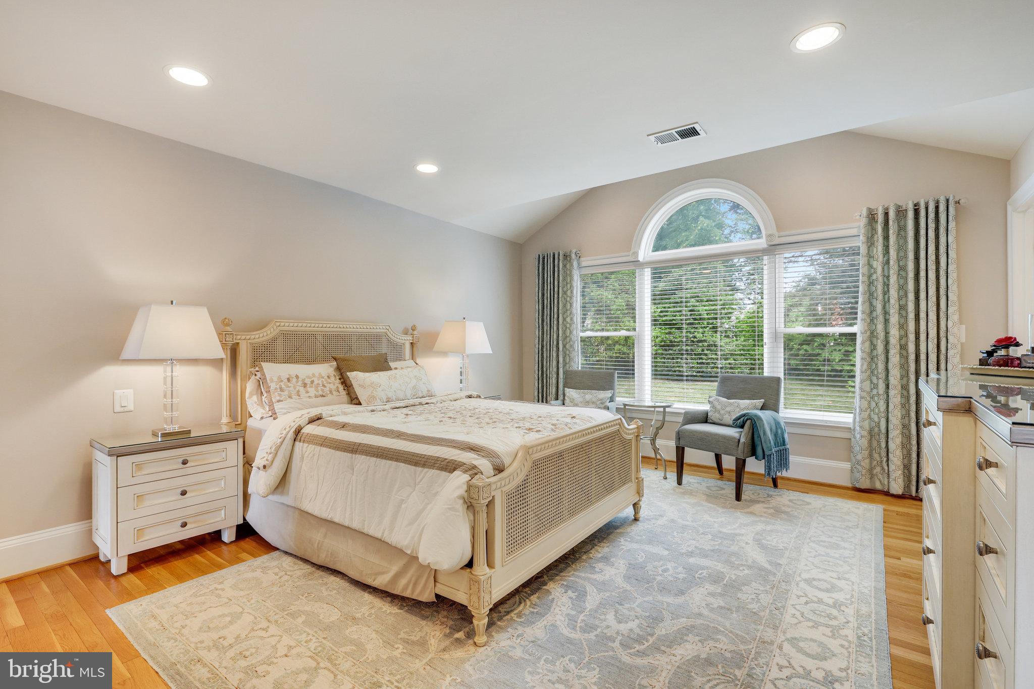 816 CONSTELLATION DRIVE