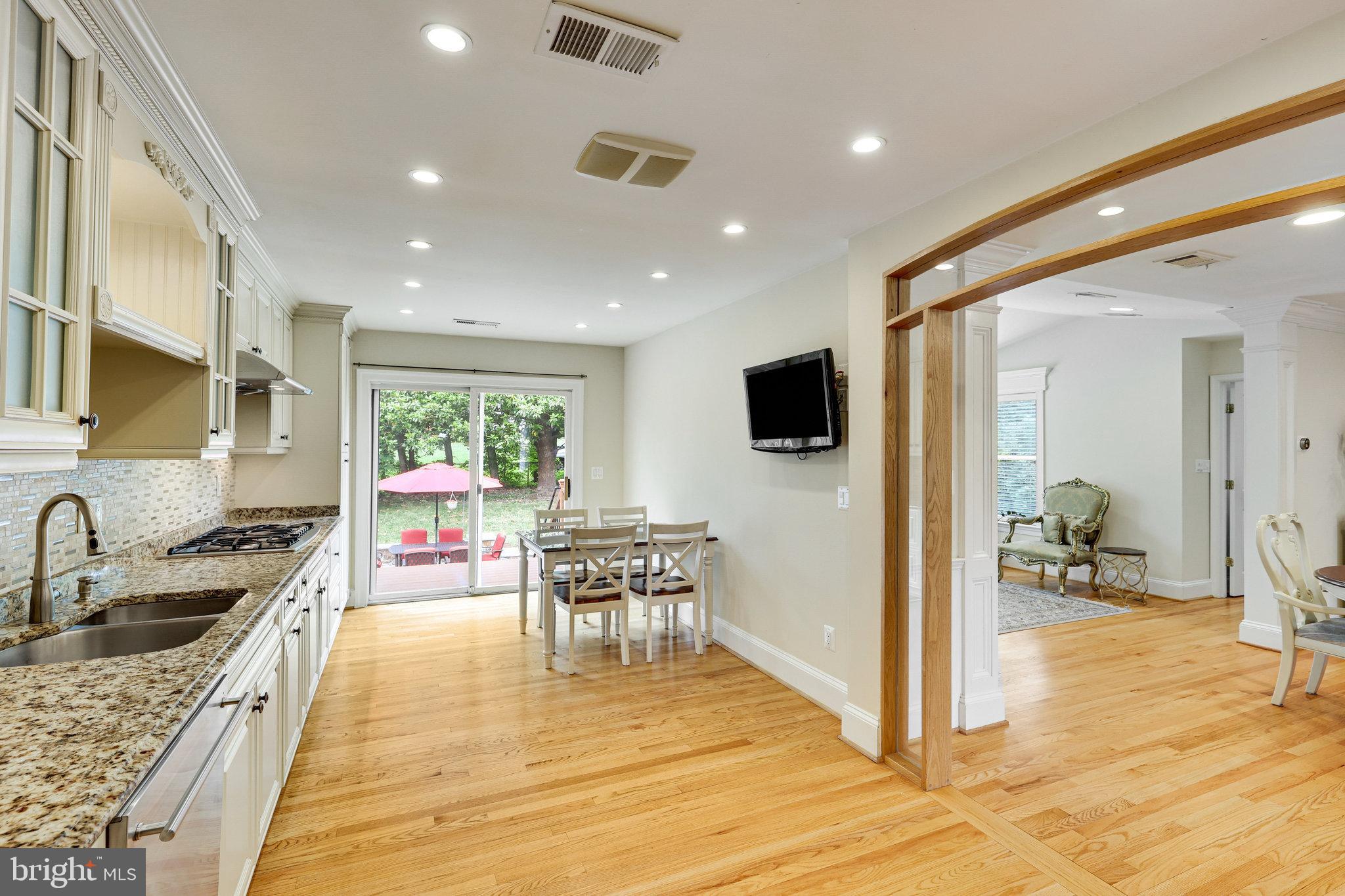 816 CONSTELLATION DRIVE