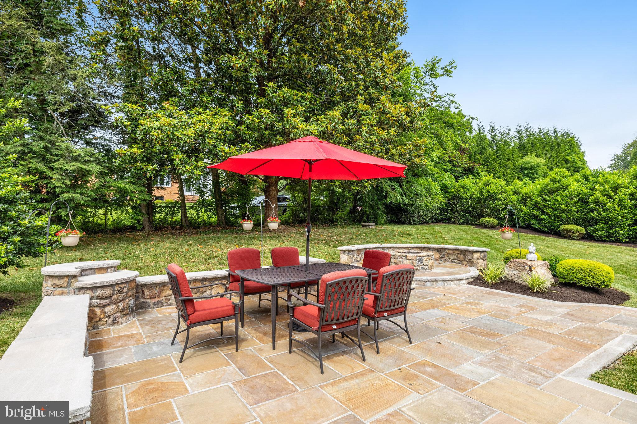 816 CONSTELLATION DRIVE