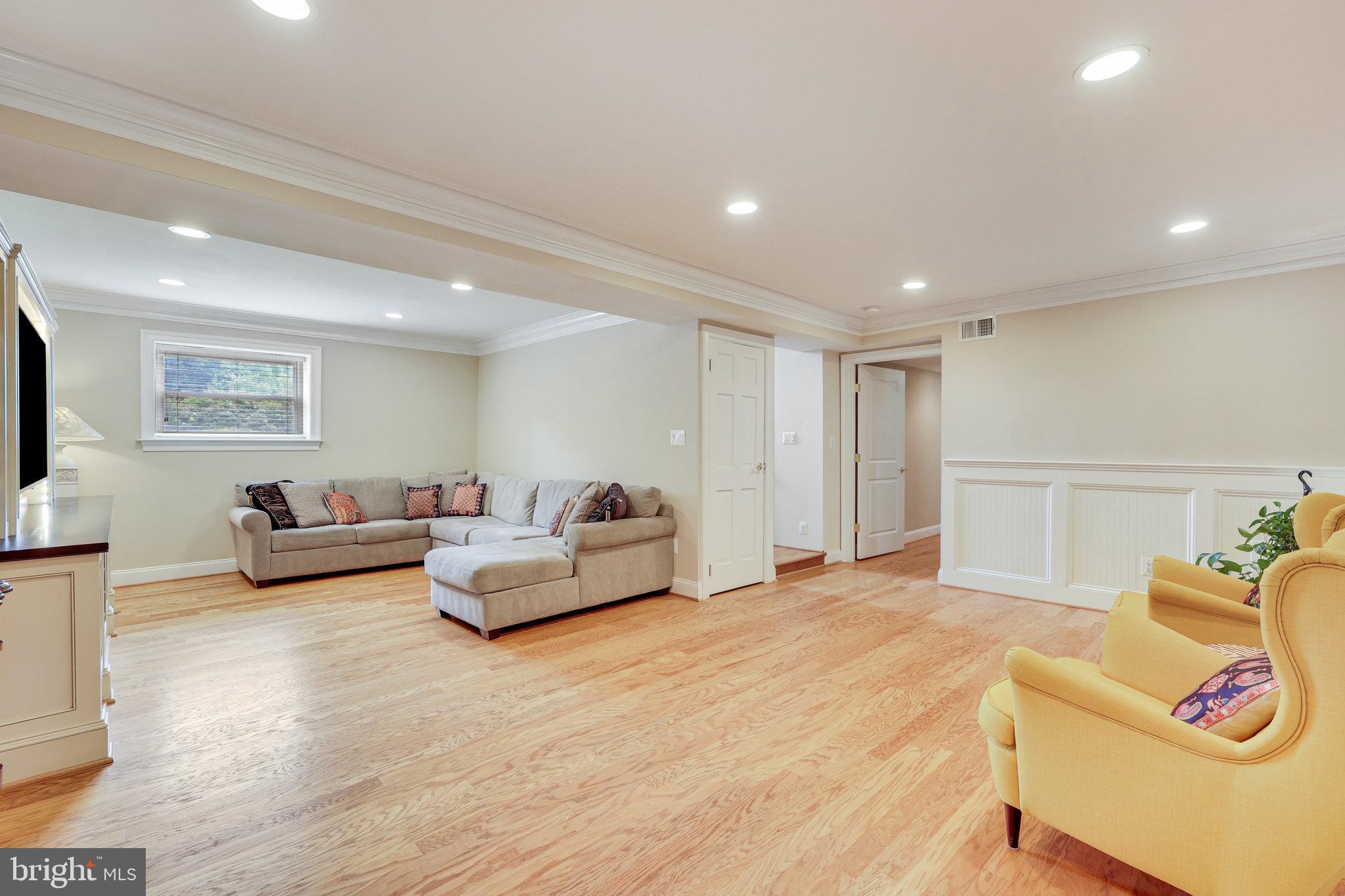 816 CONSTELLATION DRIVE