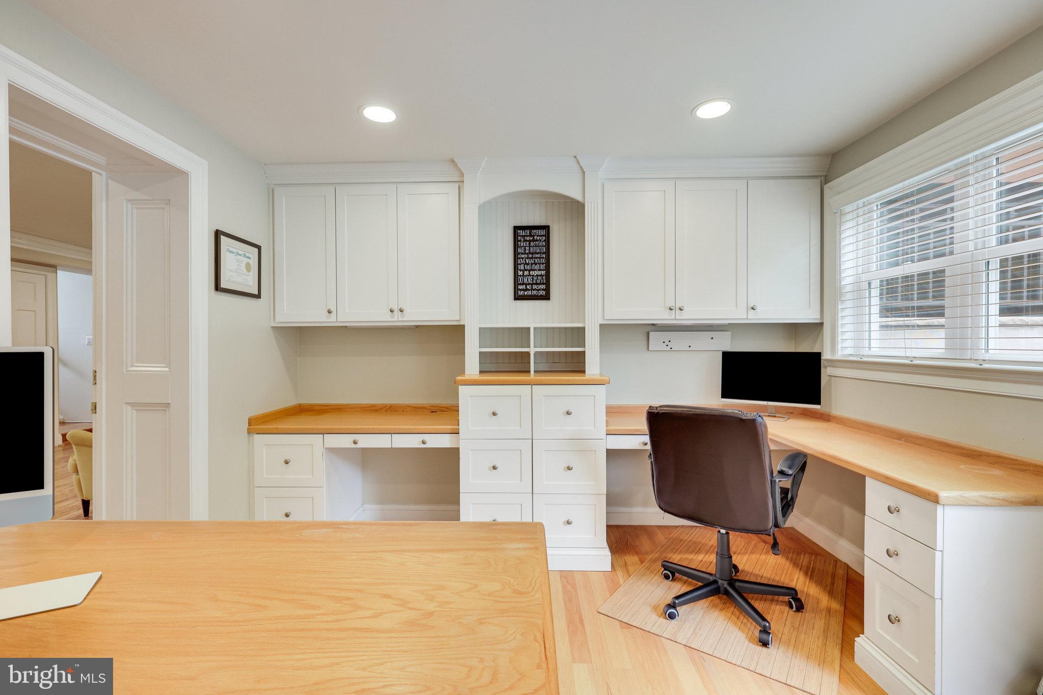 816 CONSTELLATION DRIVE