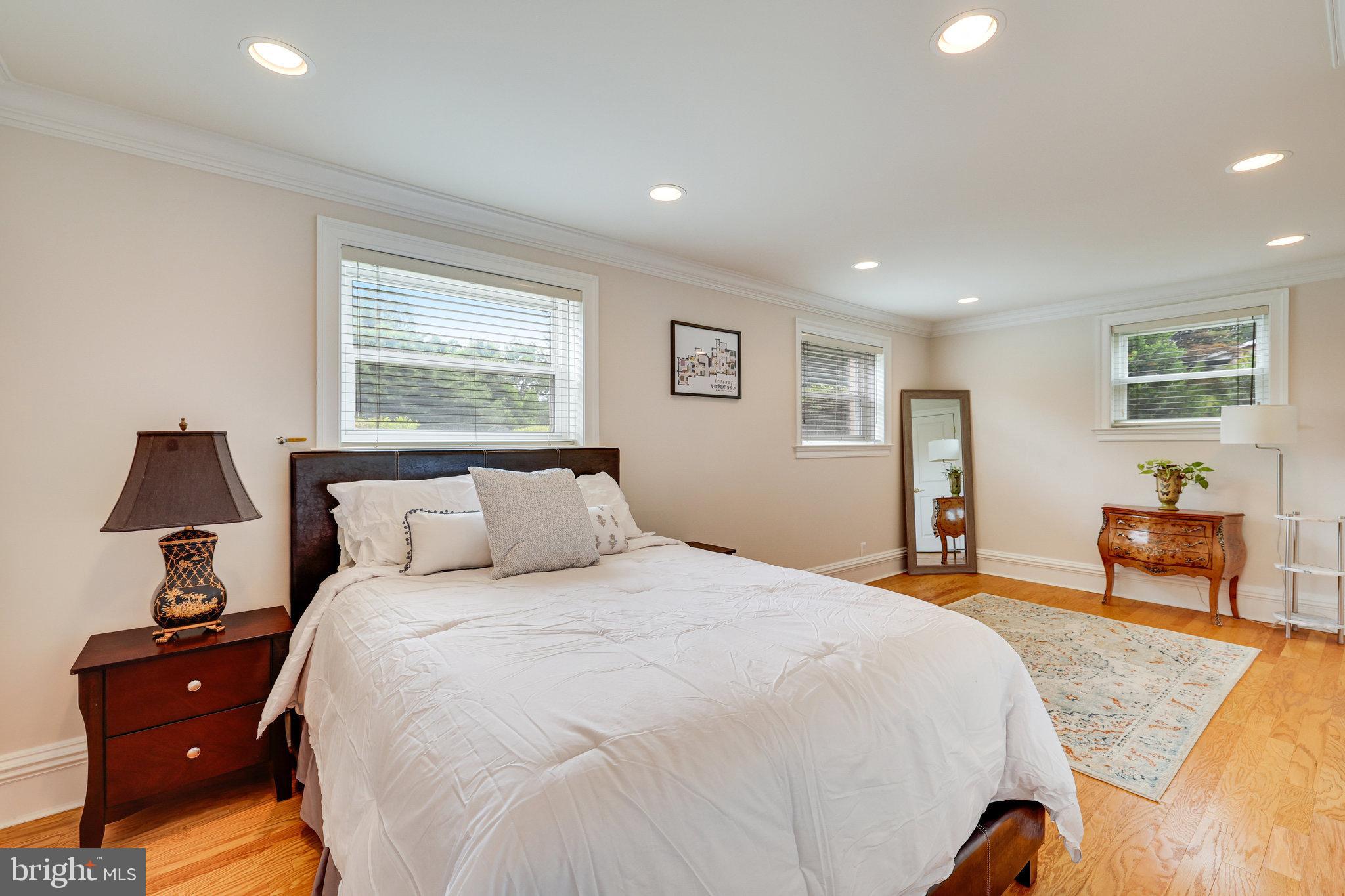 816 CONSTELLATION DRIVE