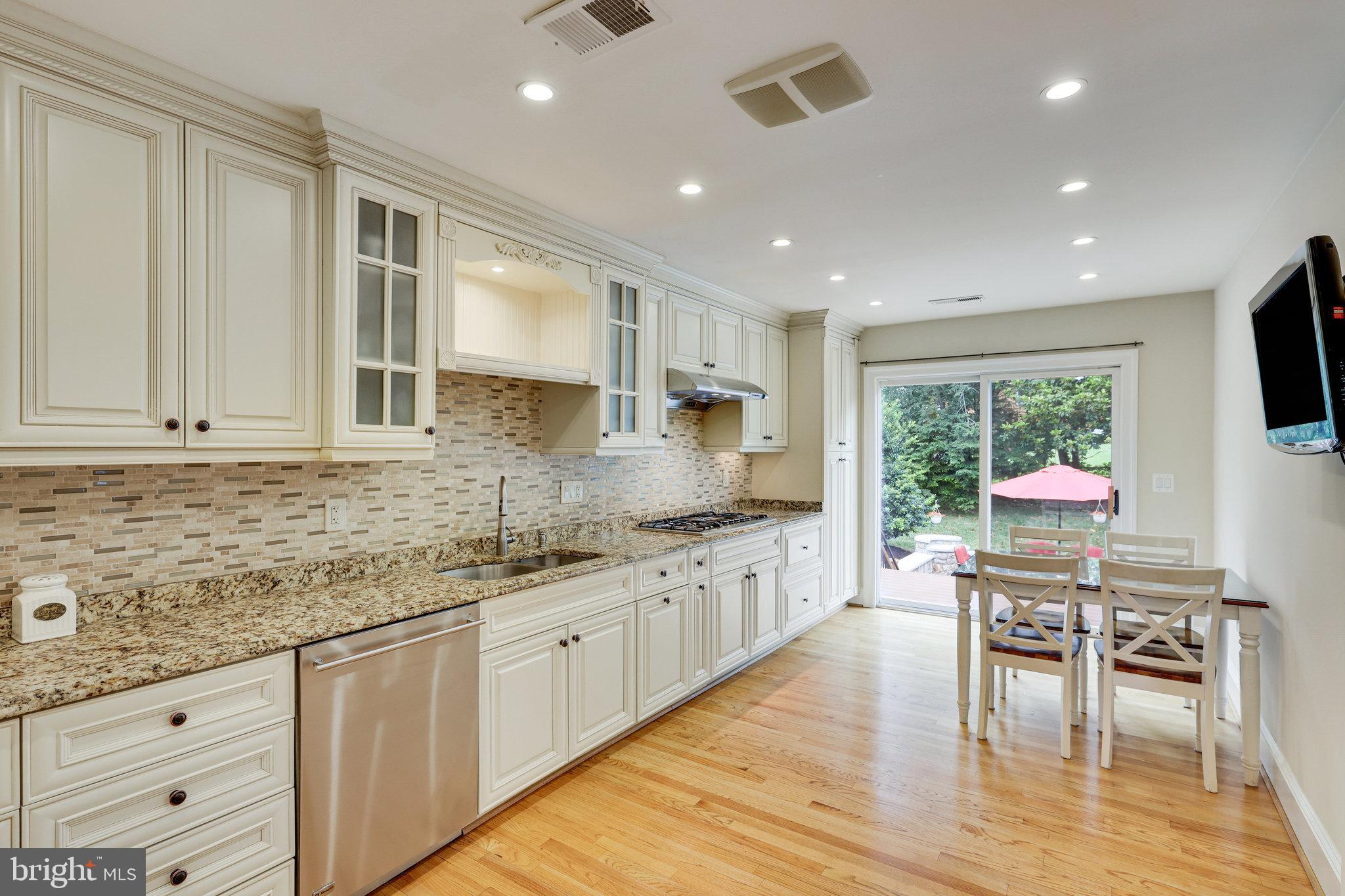 816 CONSTELLATION DRIVE