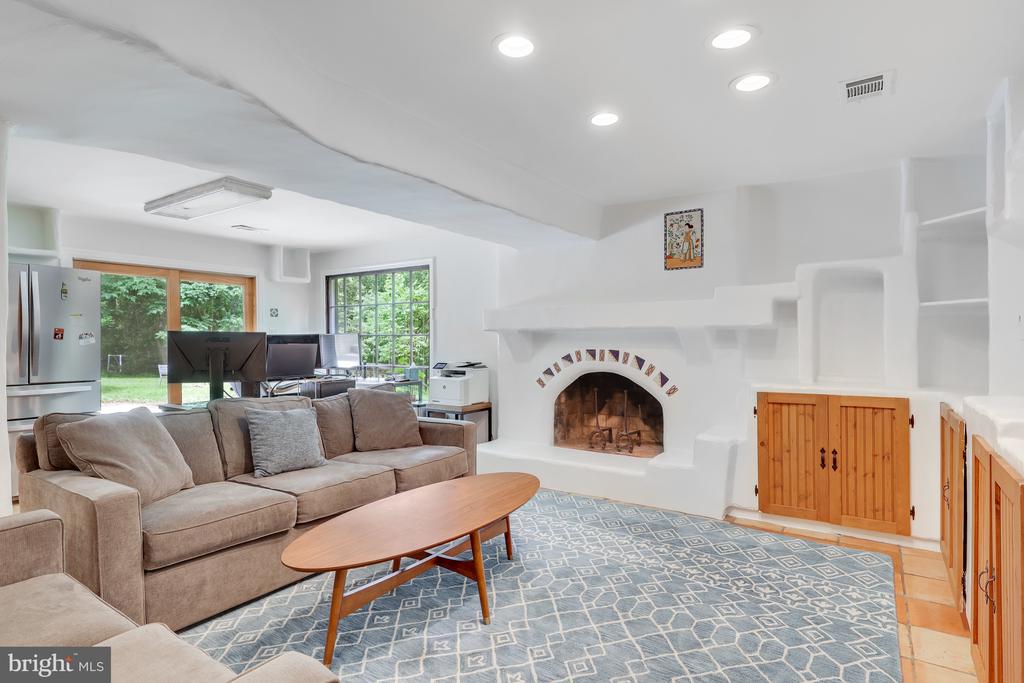 11300 COROBON LANE