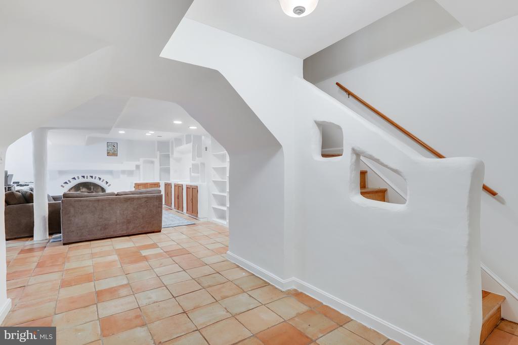 11300 COROBON LANE