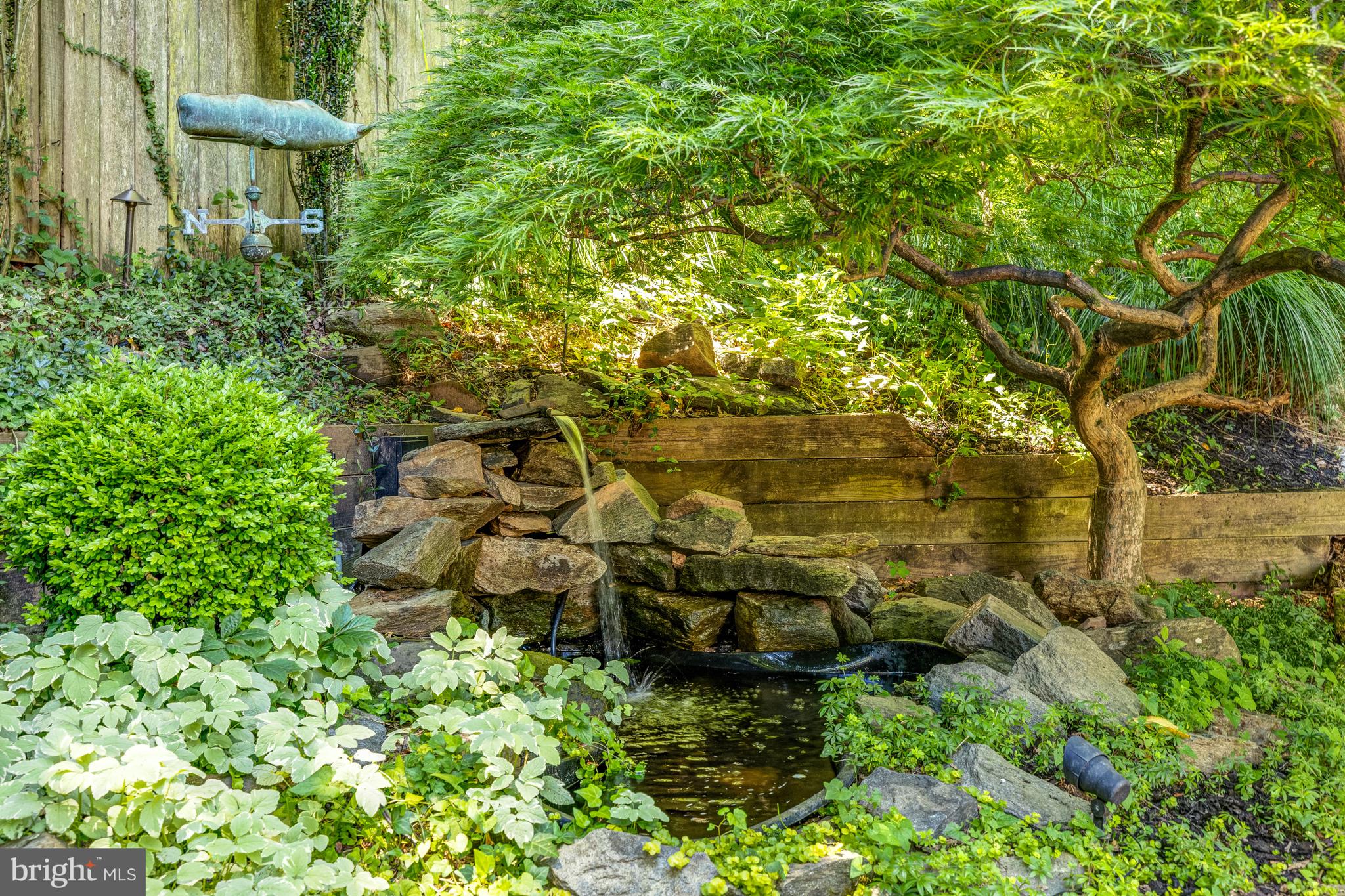 10005 ROBINDALE COURT