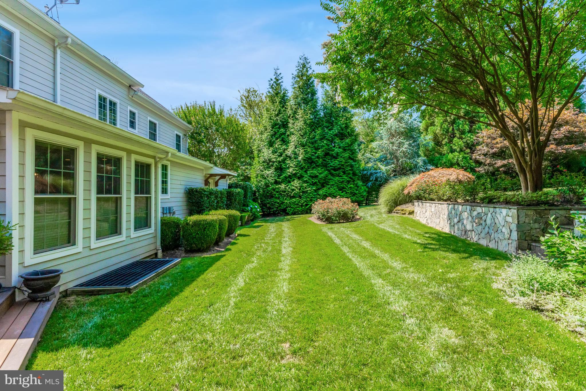 754 ELLSWORTH AVENUE