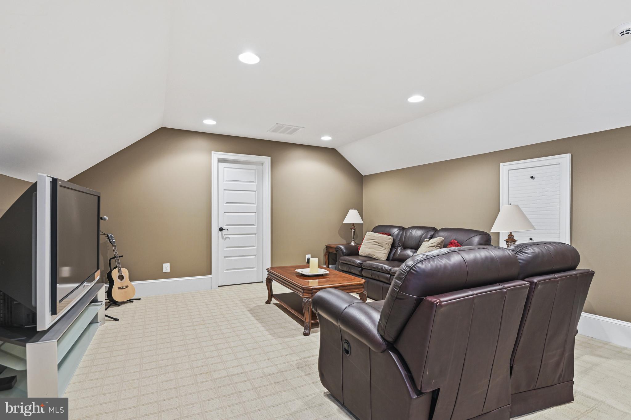 754 ELLSWORTH AVENUE