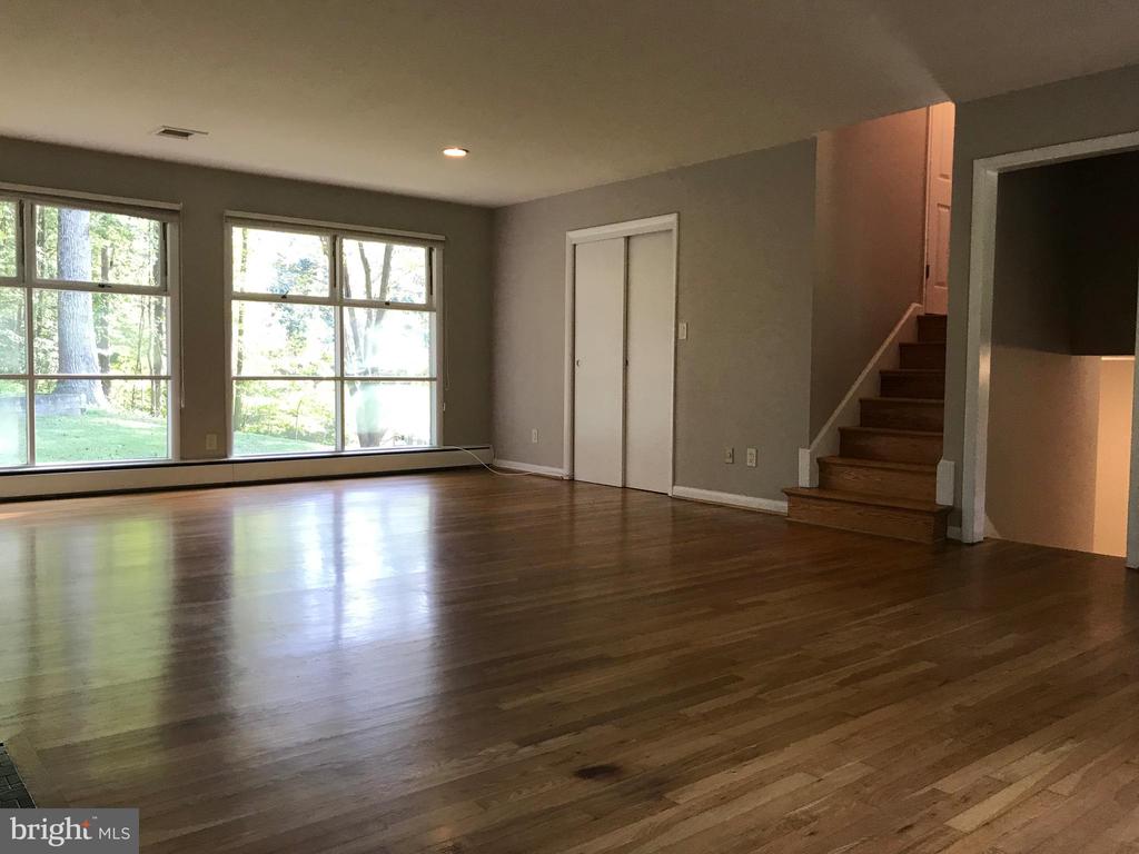 10209 BEACH MILL ROAD