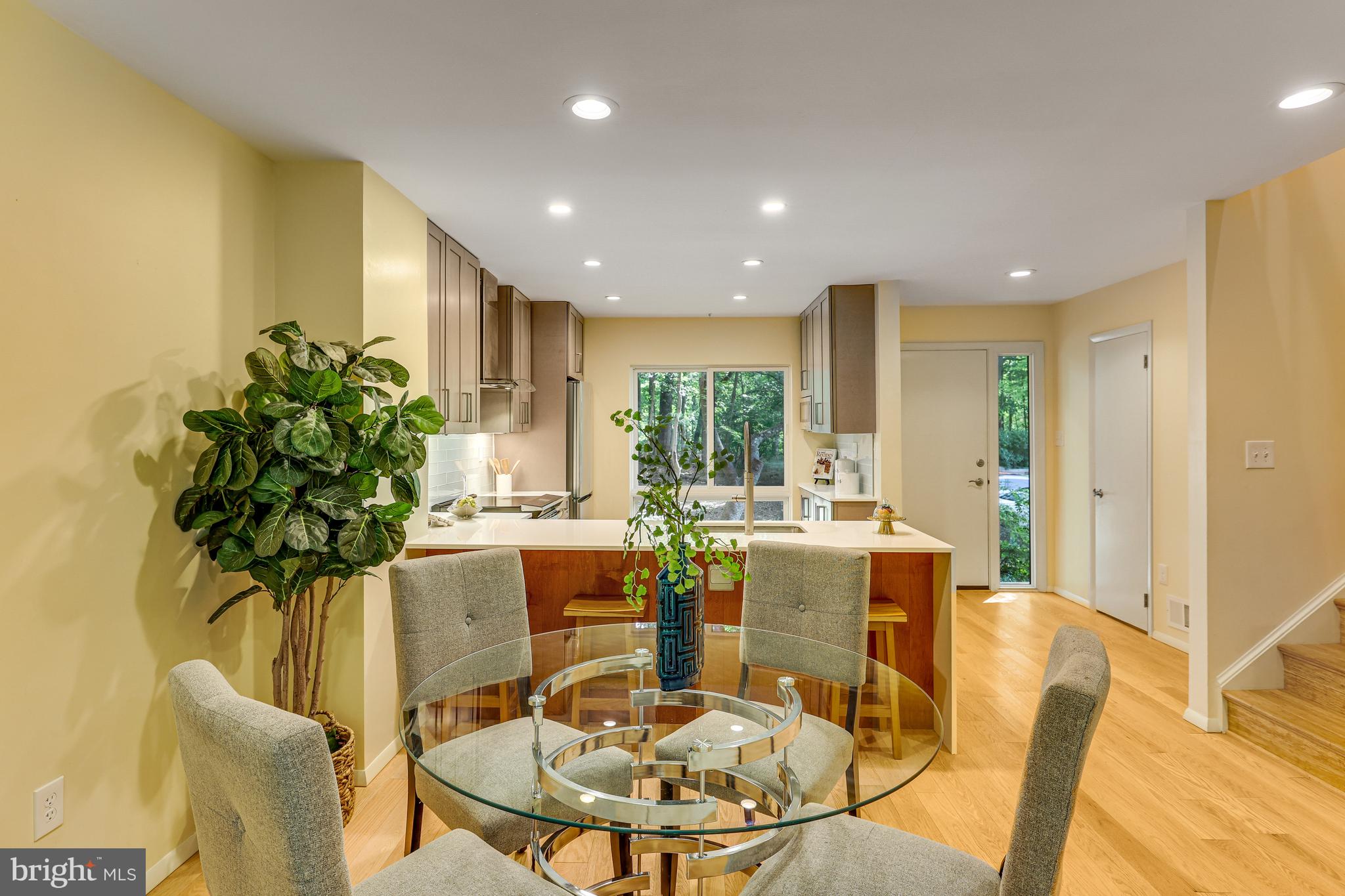 11529 BUTTONWOOD COURT