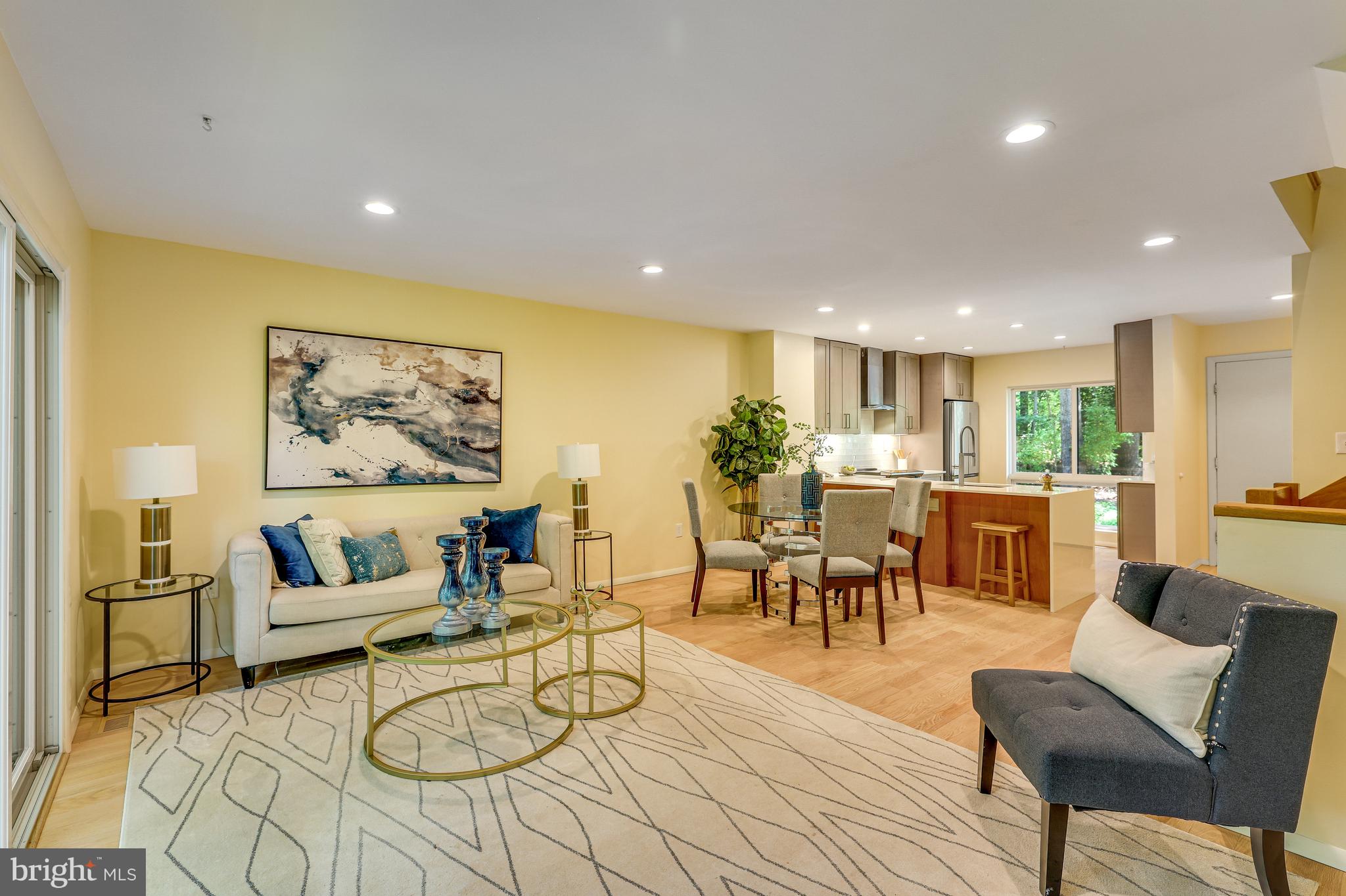 11529 BUTTONWOOD COURT