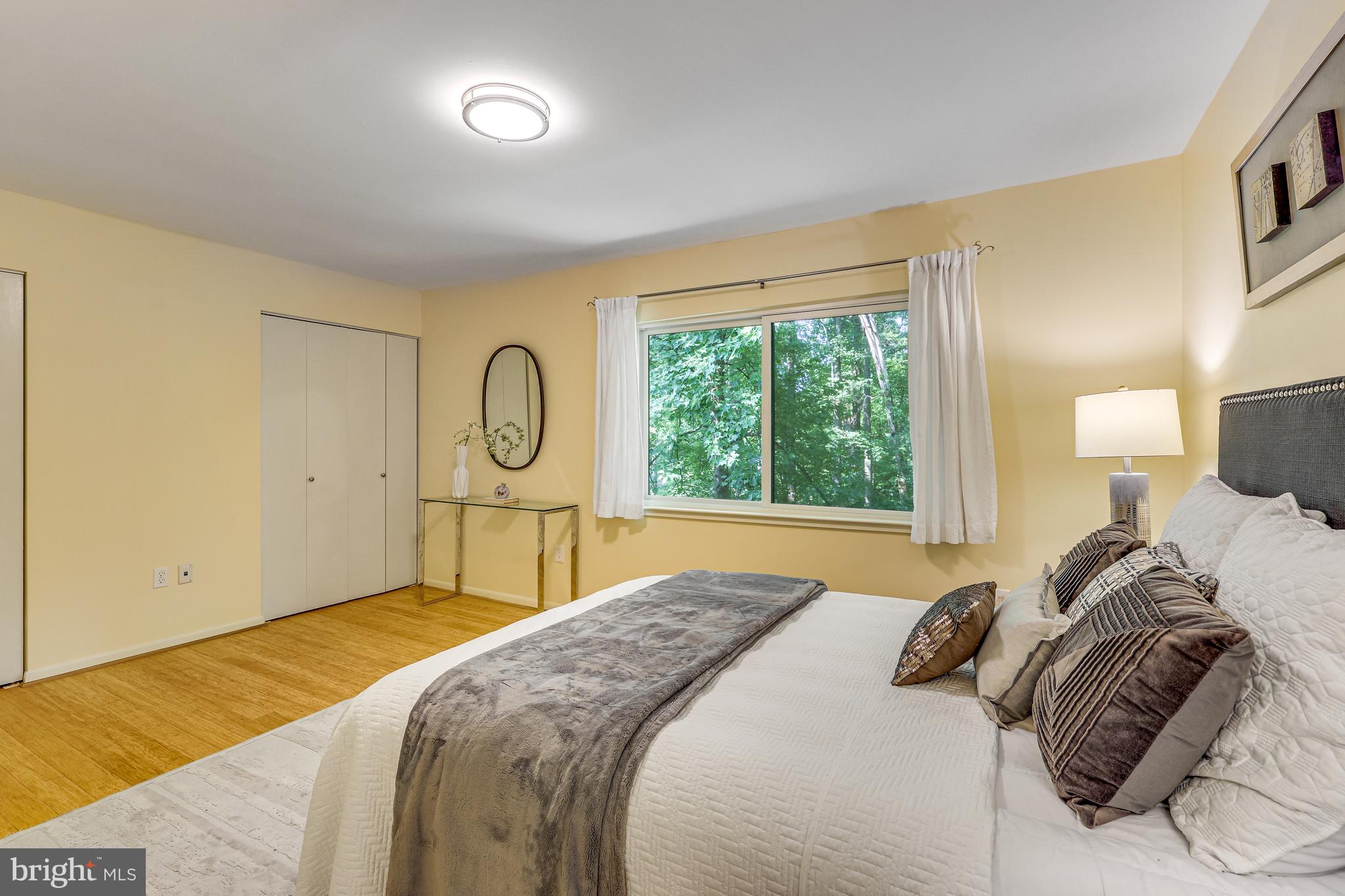 11529 BUTTONWOOD COURT