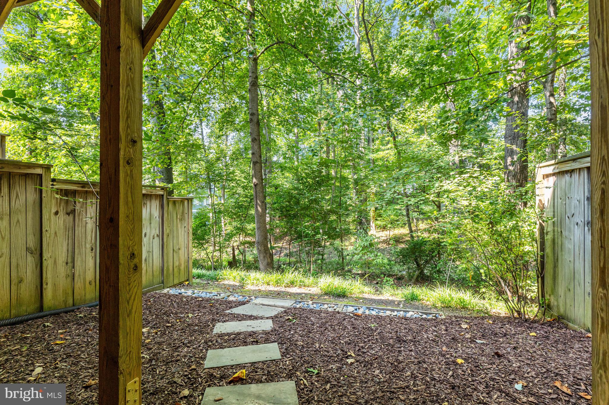 11529 BUTTONWOOD COURT