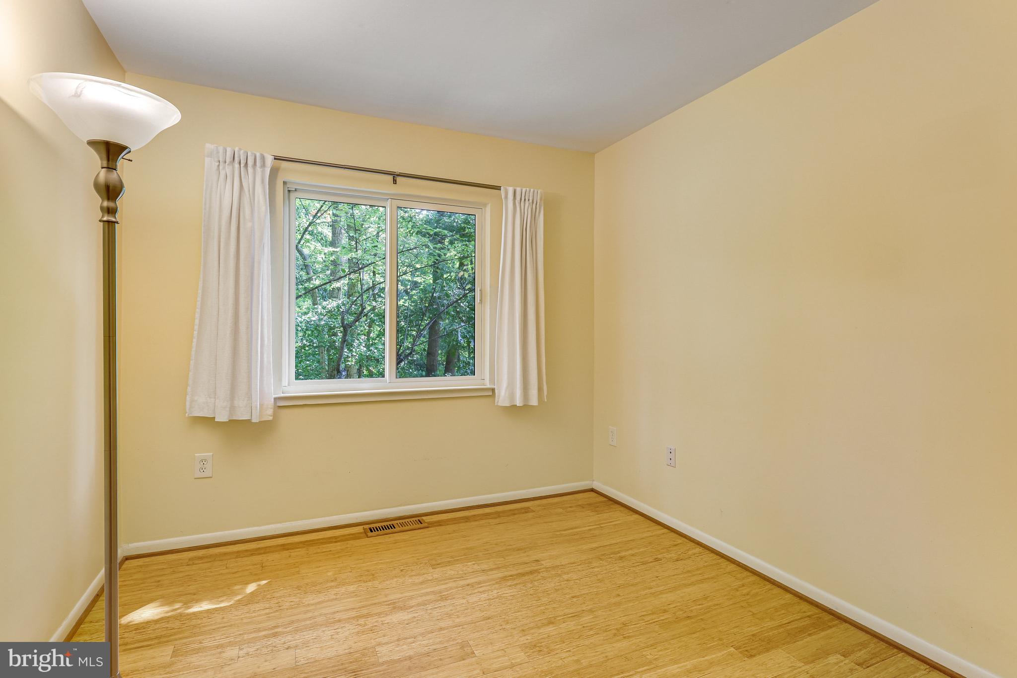 11529 BUTTONWOOD COURT