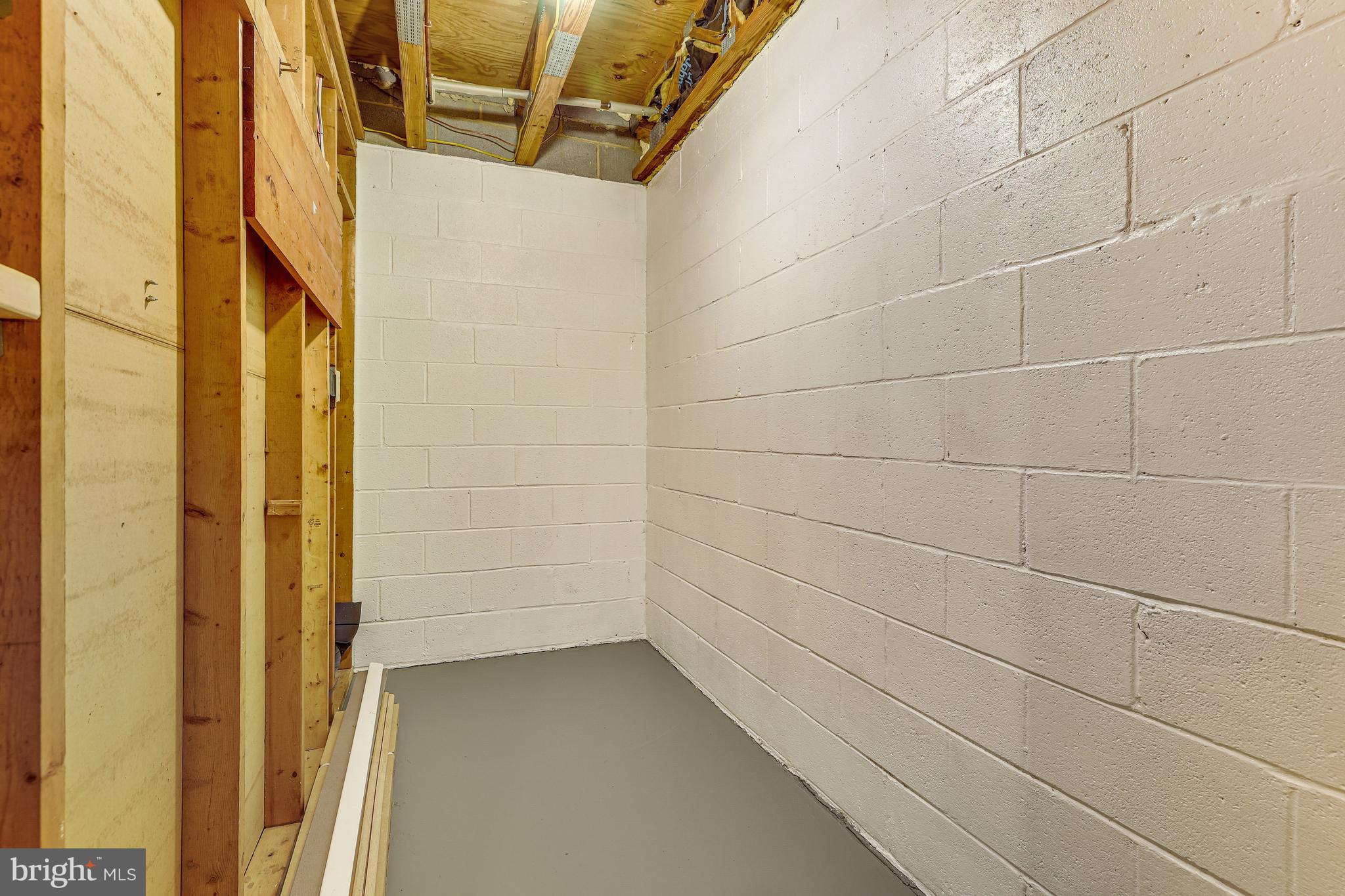 11529 BUTTONWOOD COURT