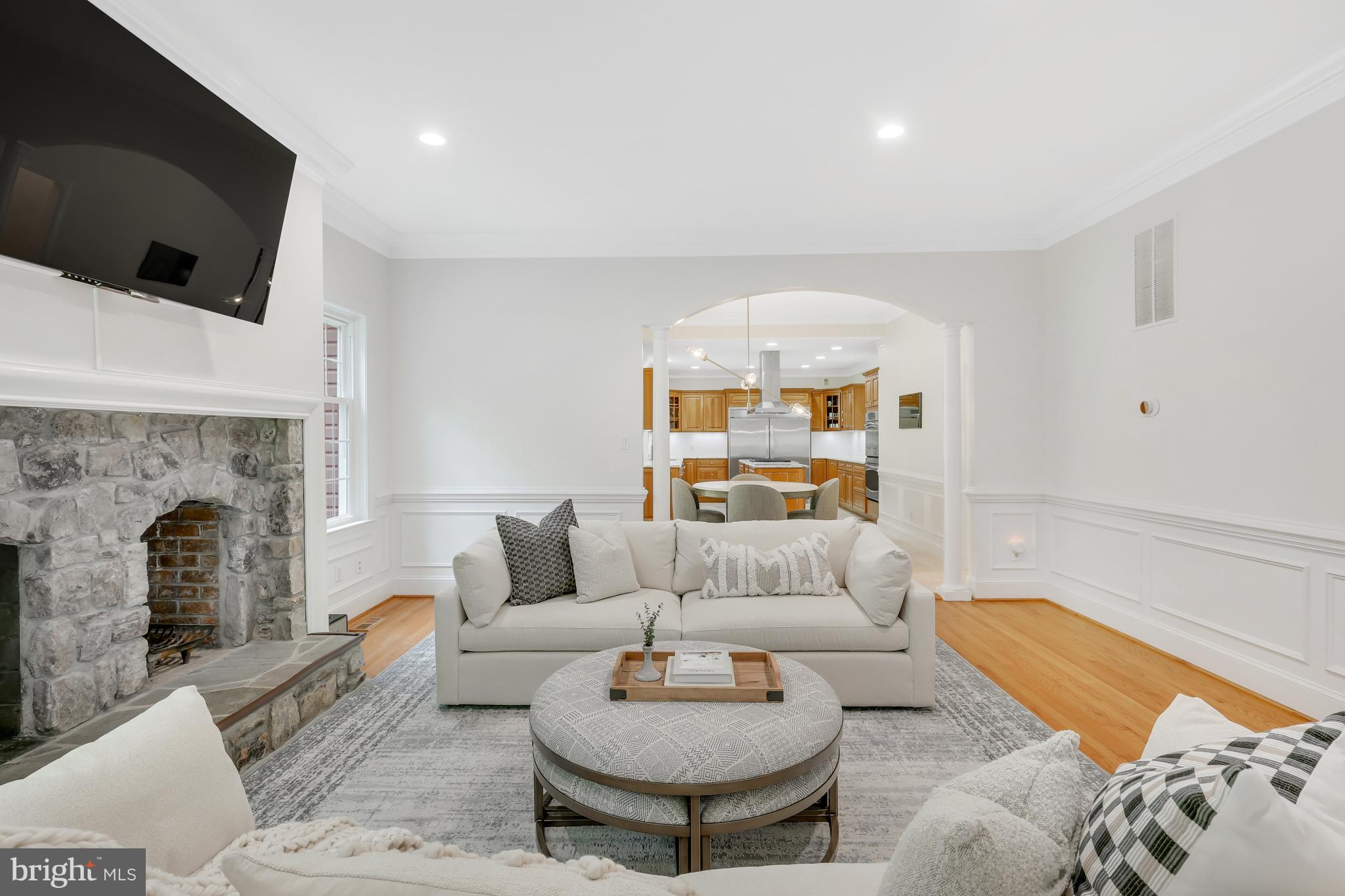 11602 ROLLING MEADOW DRIVE