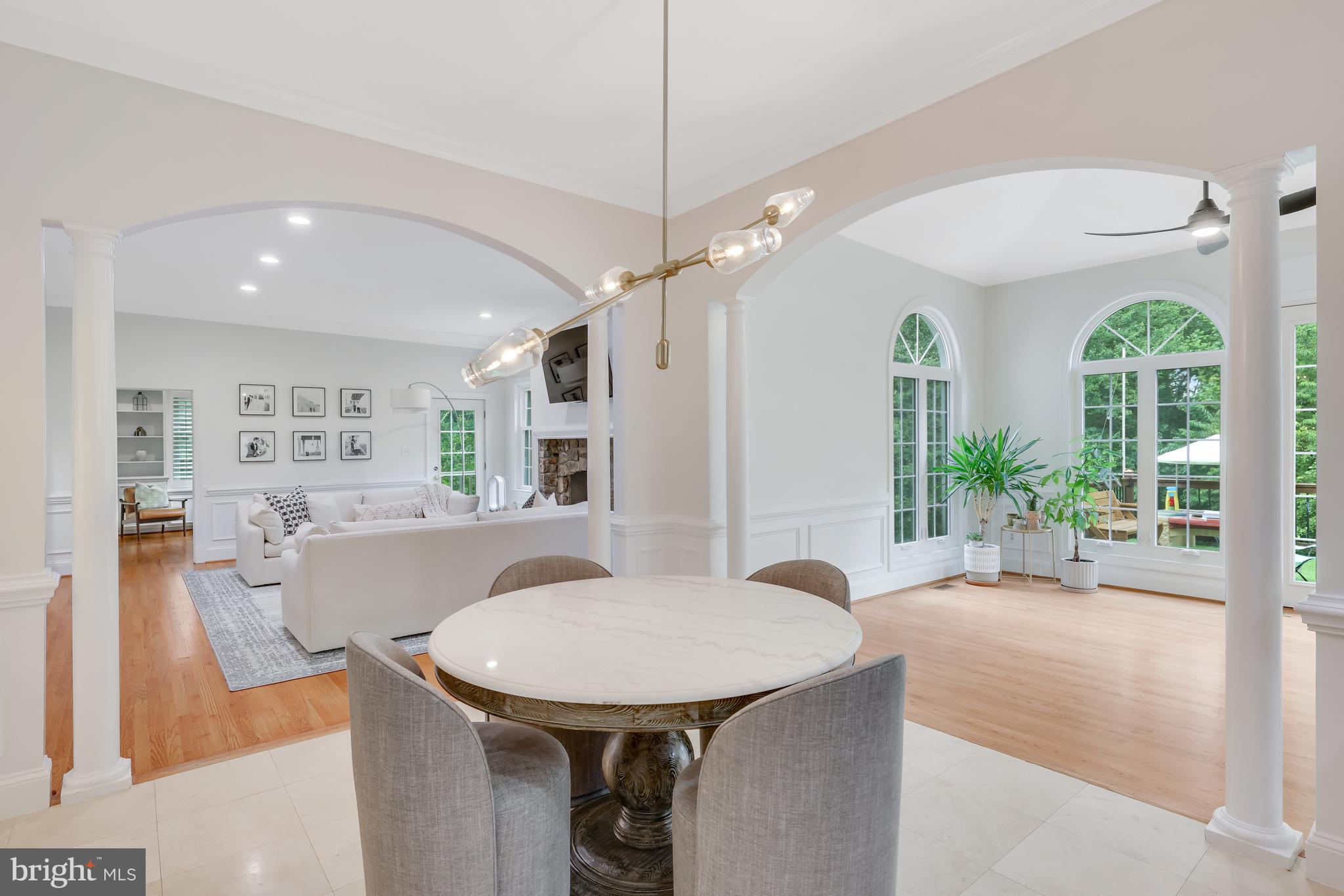 11602 ROLLING MEADOW DRIVE